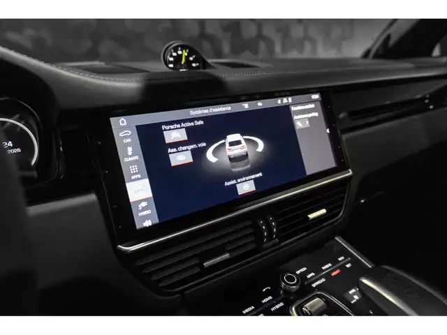 Porsche Cayenne view 17