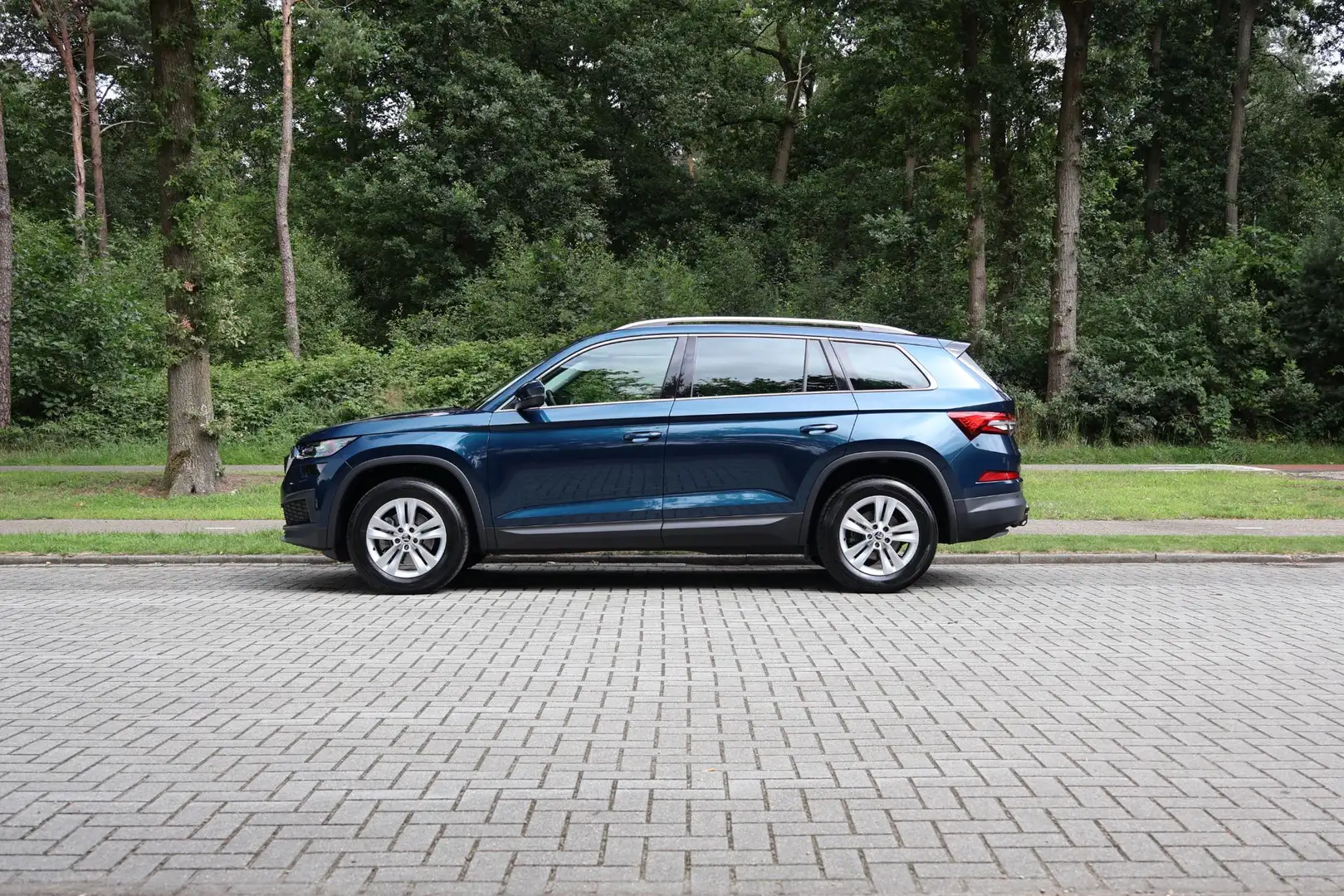 Skoda Kodiaq 1.5 TSI Business Edition 7p. Elektrische trekhaak, Blauw - 2