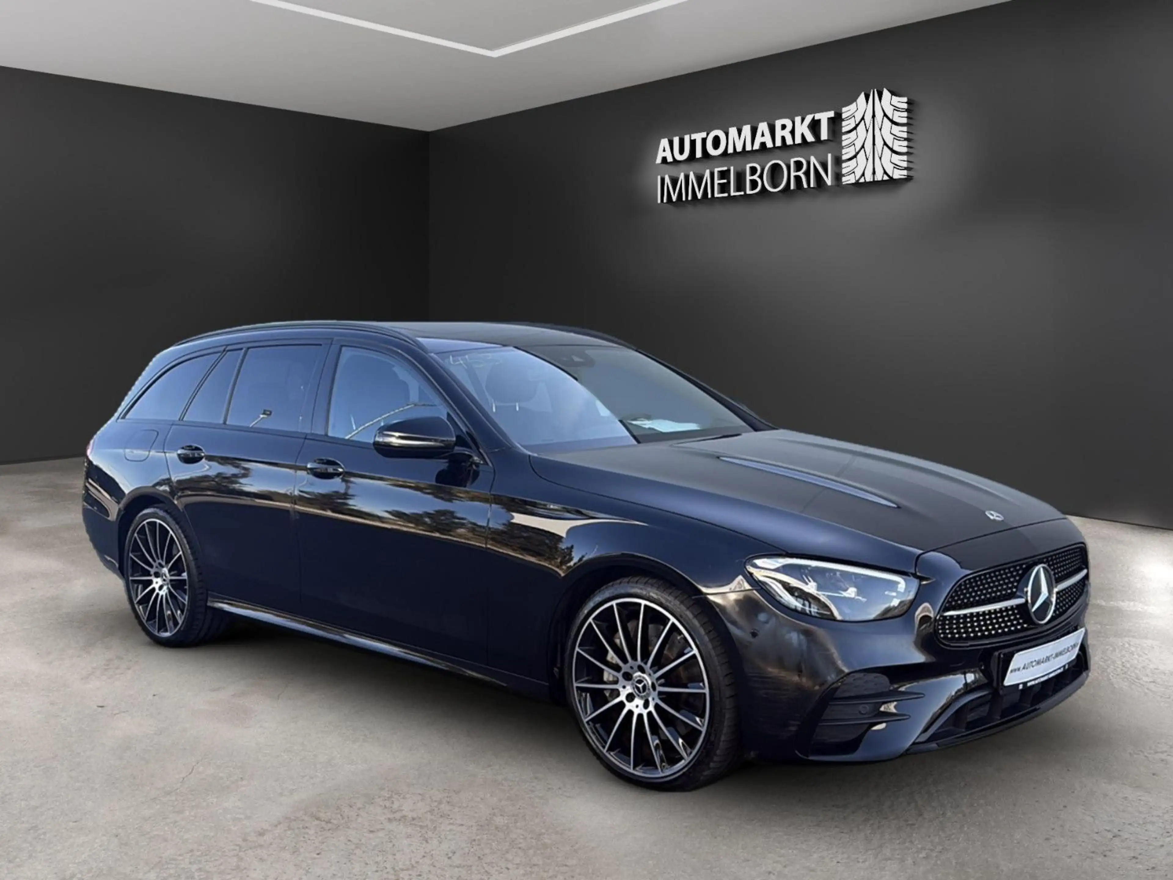 Mercedes-Benz E 400 d AMG 2x 4Matic AHK*Pano*Kamera*20*Night