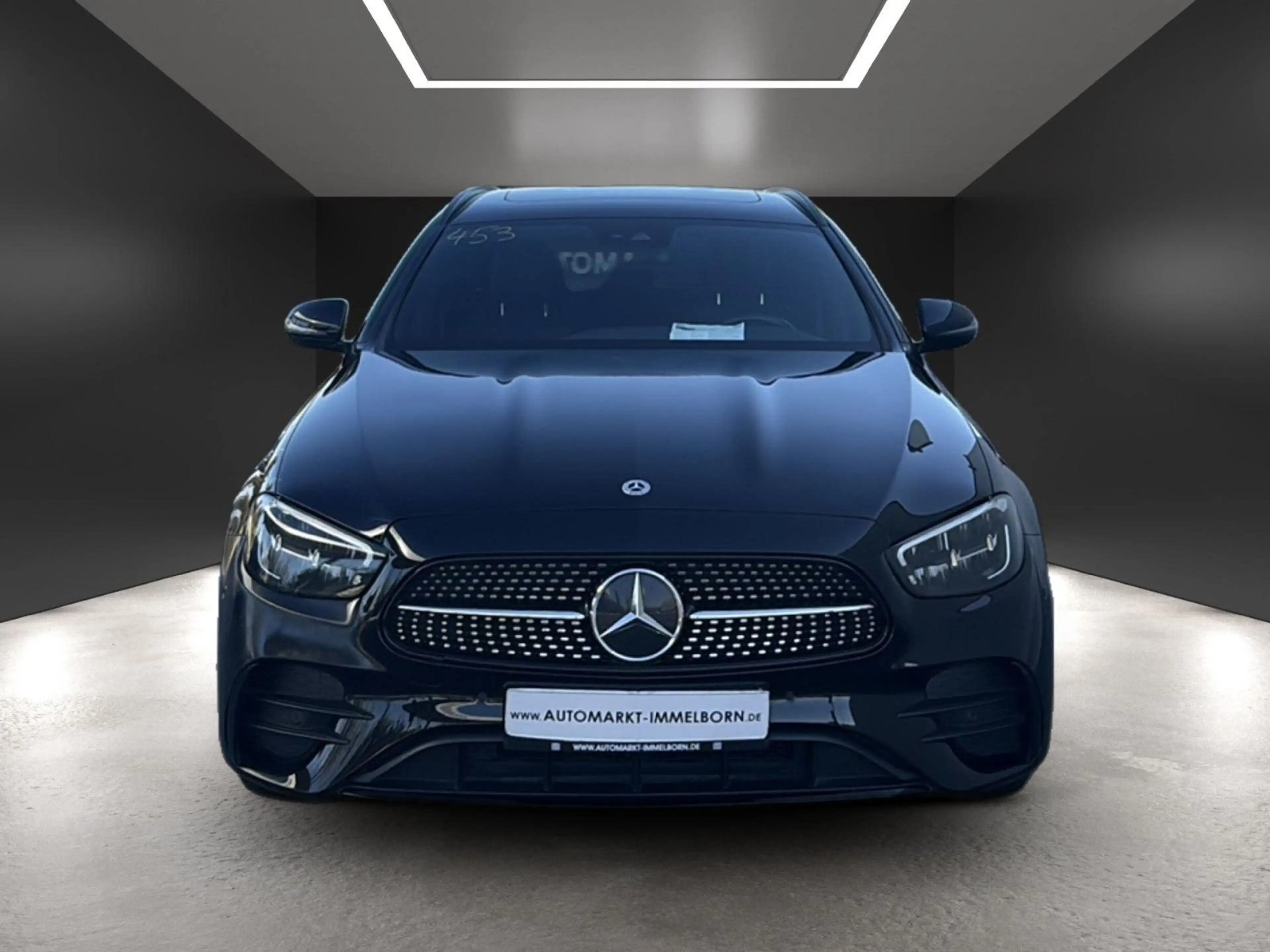 Mercedes-Benz E 400 d AMG 2x 4Matic AHK*Pano*Kamera*20*Night — photo 9