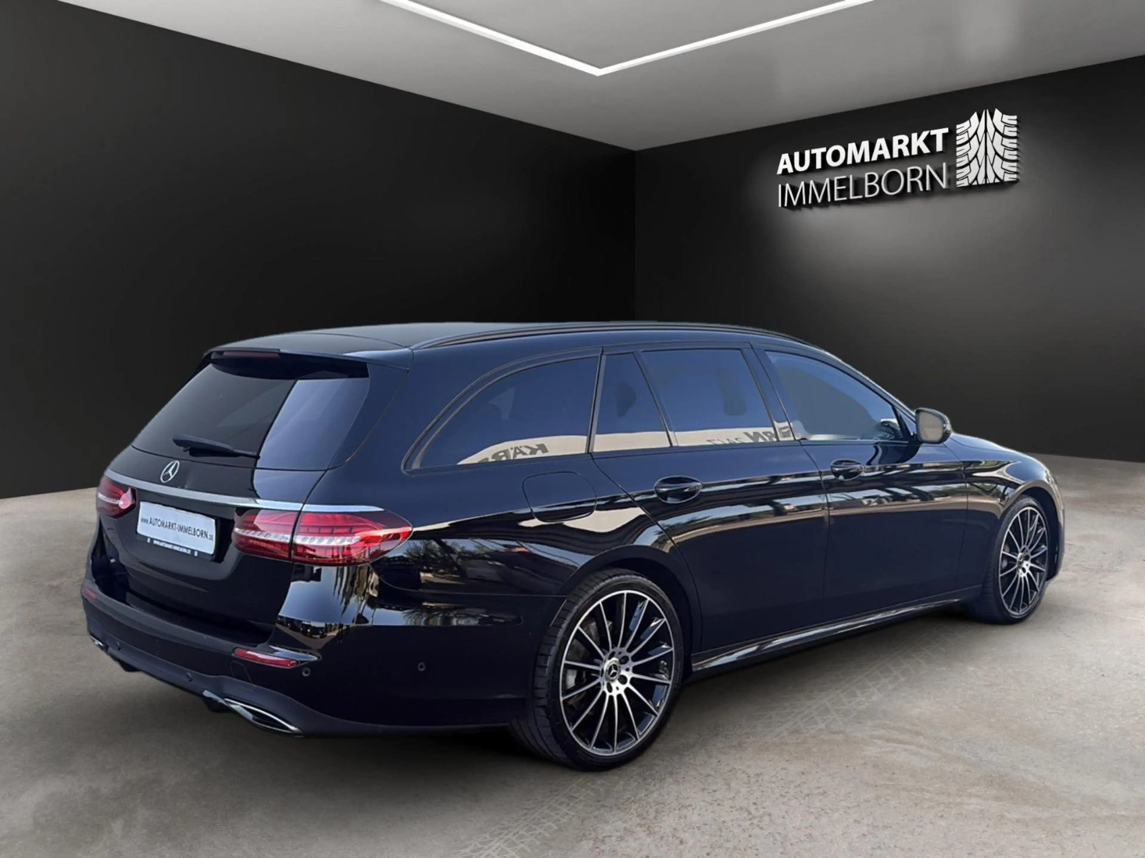 Mercedes-Benz E 400 d AMG 2x 4Matic AHK*Pano*Kamera*20*Night — photo 8