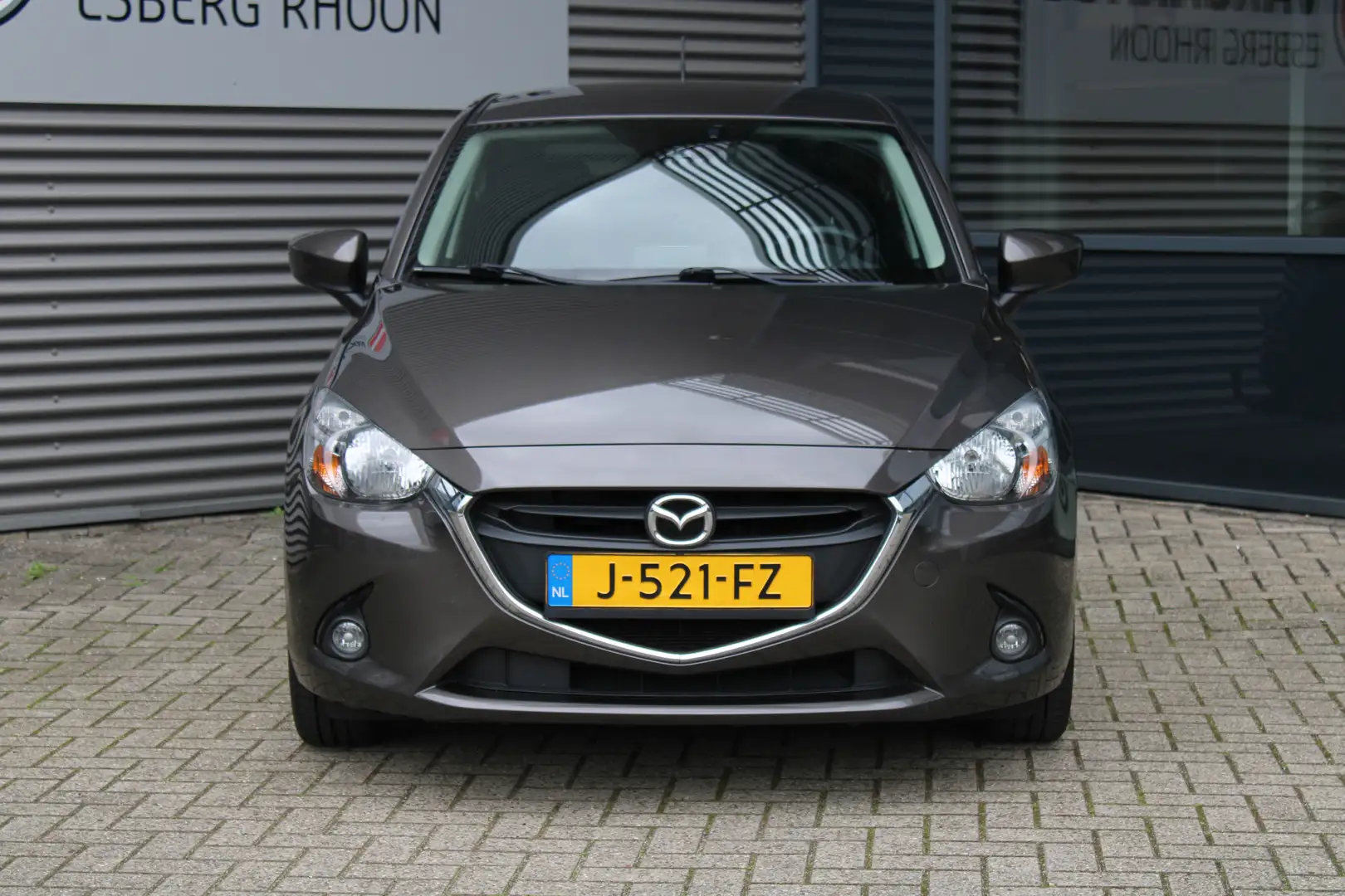 Mazda 2 1.5 Skyactiv-G Skylease+ NAVI,STOELVERWARMING Bruin - 2