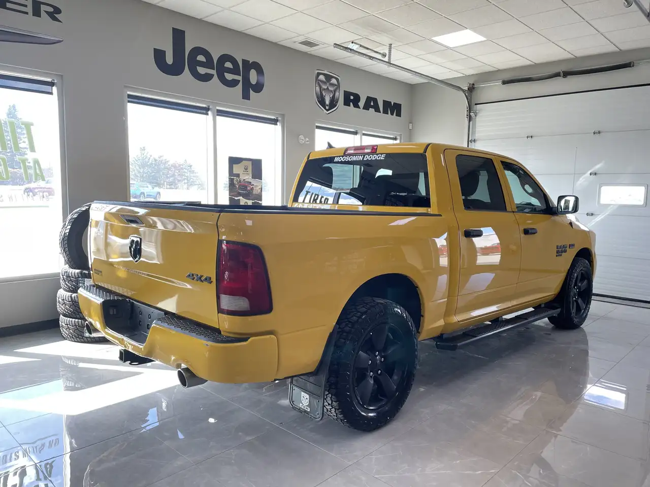 RAM 1500 снимка RAM 1500