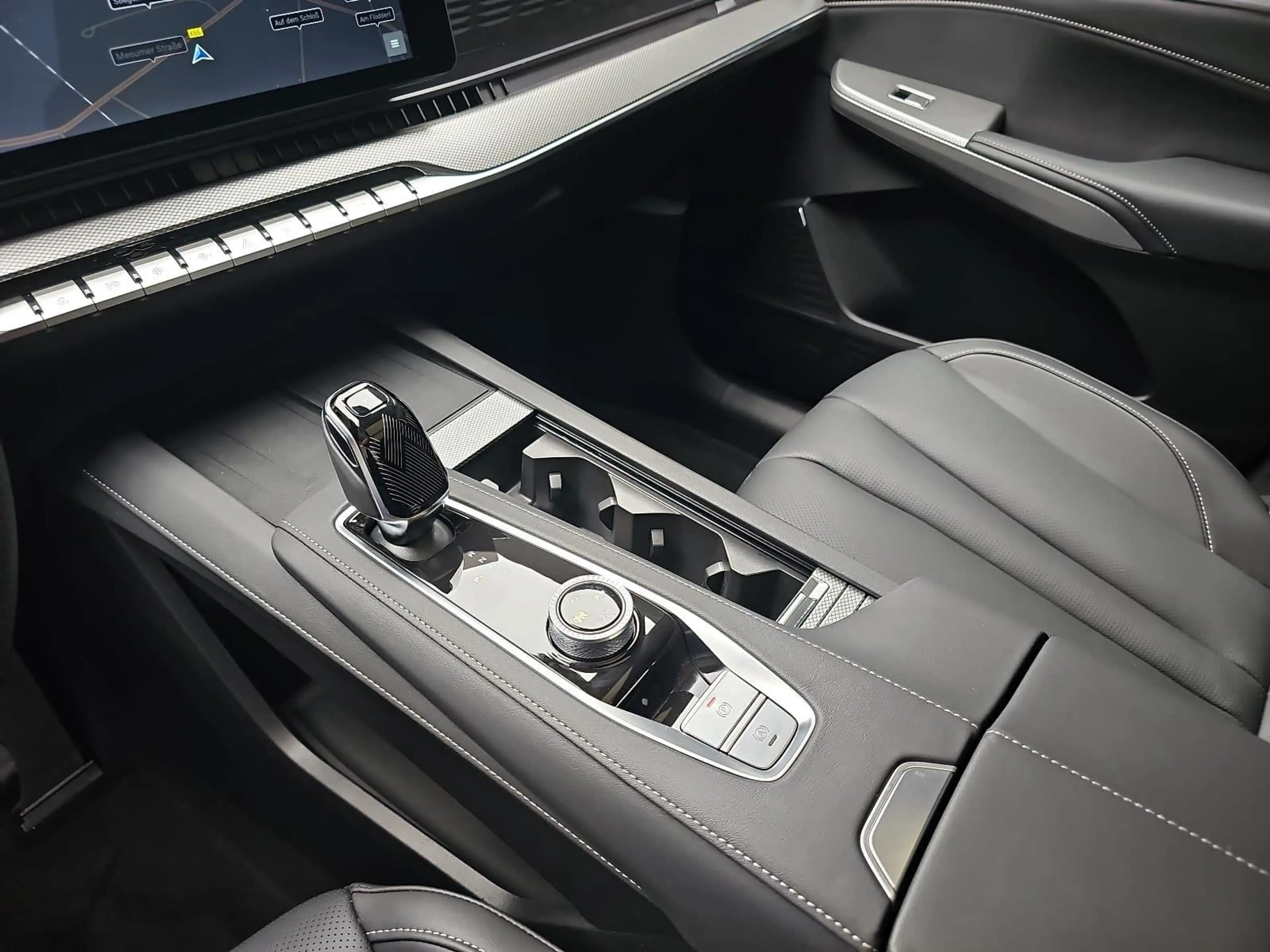 MG MGS9 MGS9 PLUG-IN-HYBRID MY26 PREMIUM — photo 13