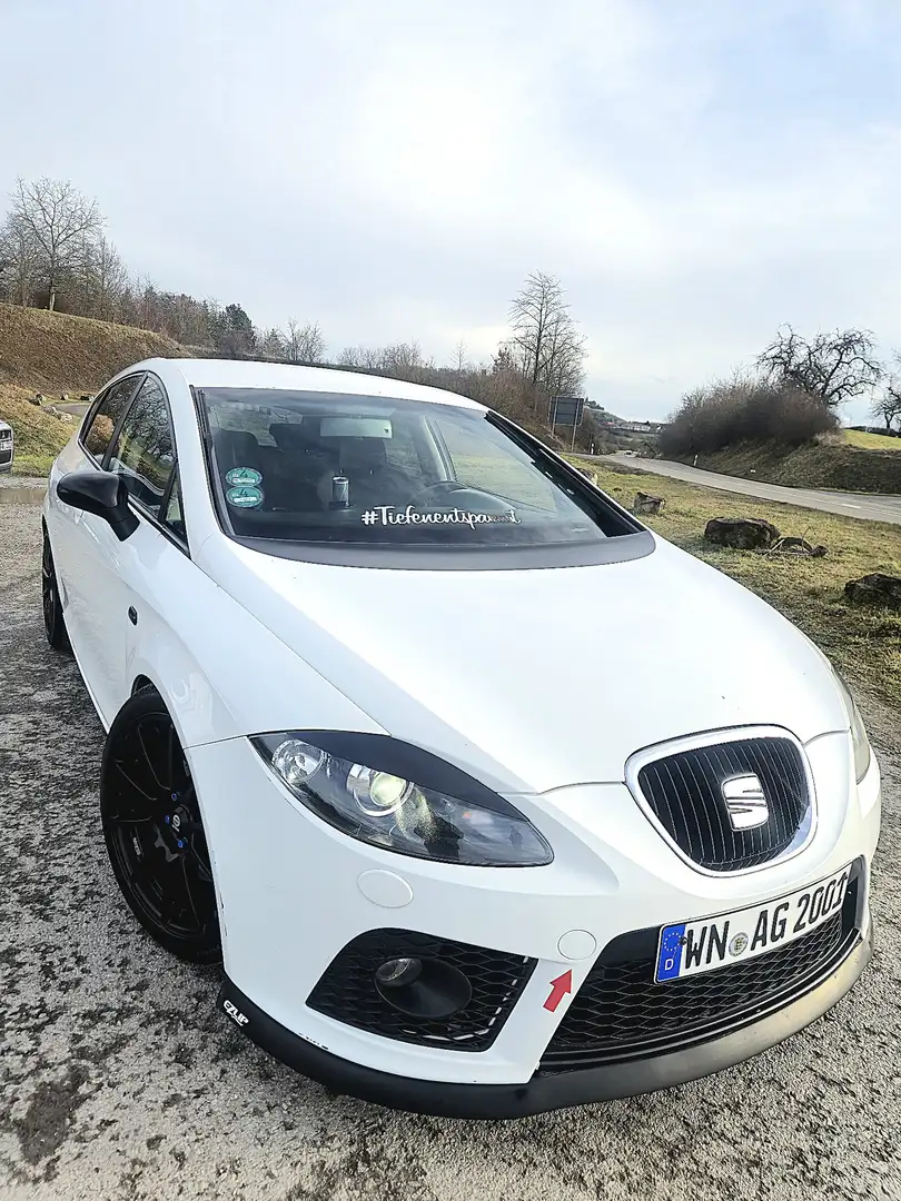 SEAT Leon 2.0 T FSI DSG FR Limited - 1
