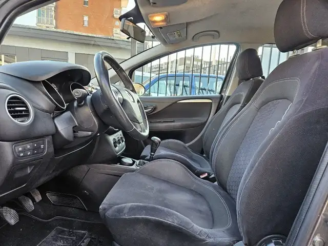 Fiat Punto view 6