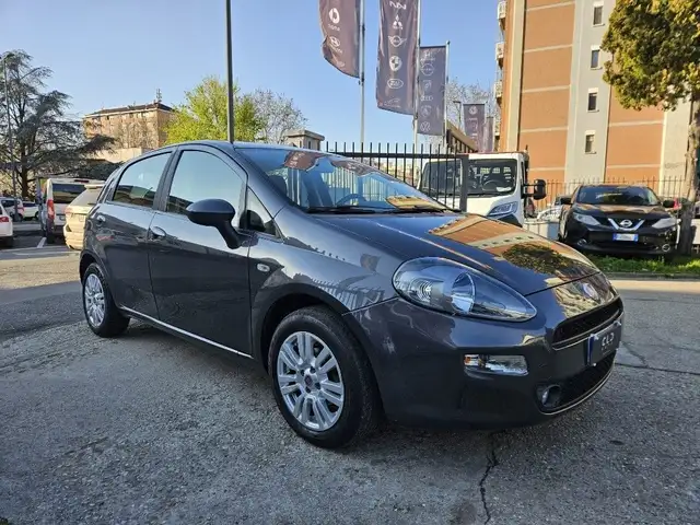 Fiat Punto view 3