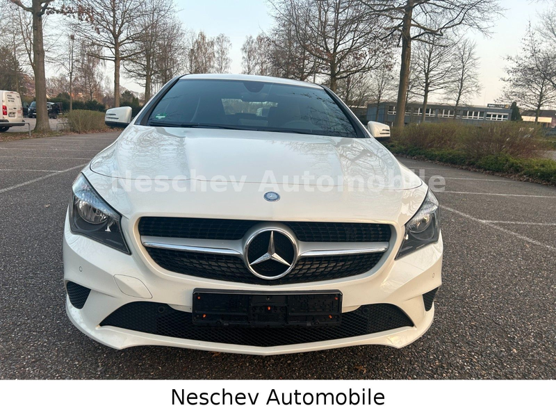 Mercedes-Benz CLA 180 Urban Coupe Leder/PTS/18"/2.Hd. 1A Zust. — photo 12