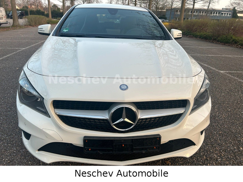 Mercedes-Benz CLA 180 Urban Coupe Leder/PTS/18"/2.Hd. 1A Zust. — photo 10