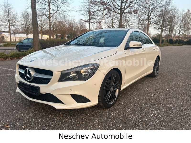 Mercedes-Benz CLA 180 Urban Coupe Leder/PTS/18"/2.Hd. 1A Zust. — photo 11