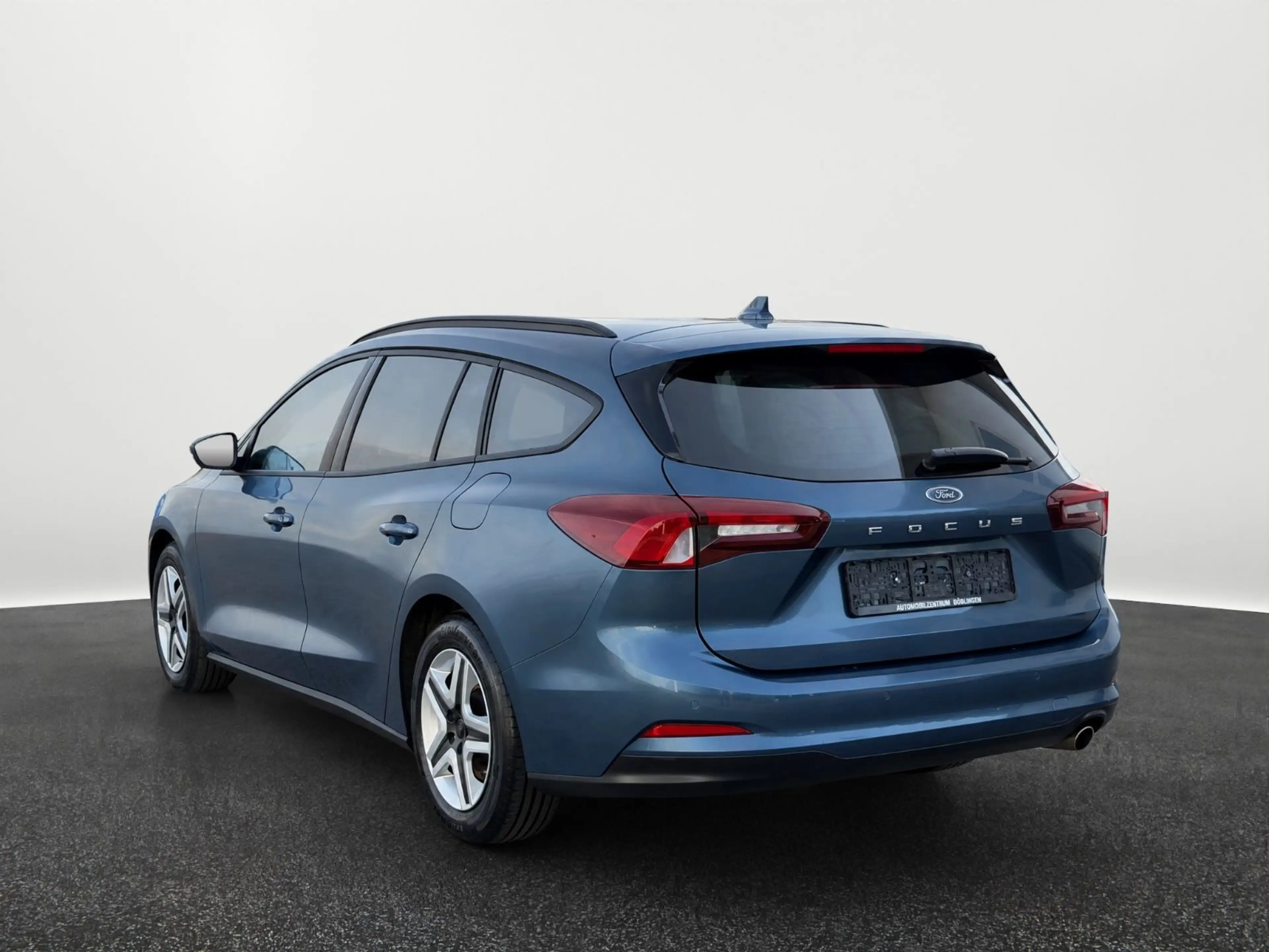Ford Focus Turnier C&C*AUTOMATIK*LED*CARPLAY*WINTER* — photo 3