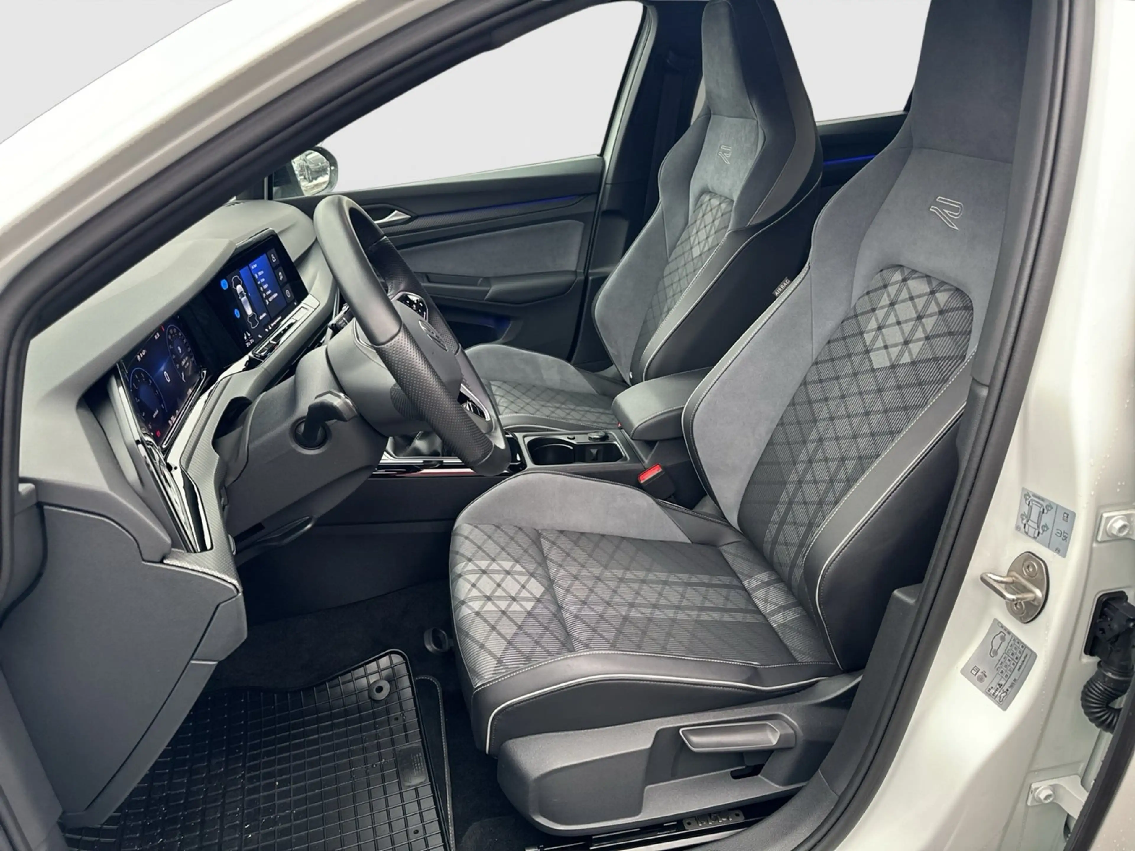 Volkswagen Golf R R-Line TSI — photo 8