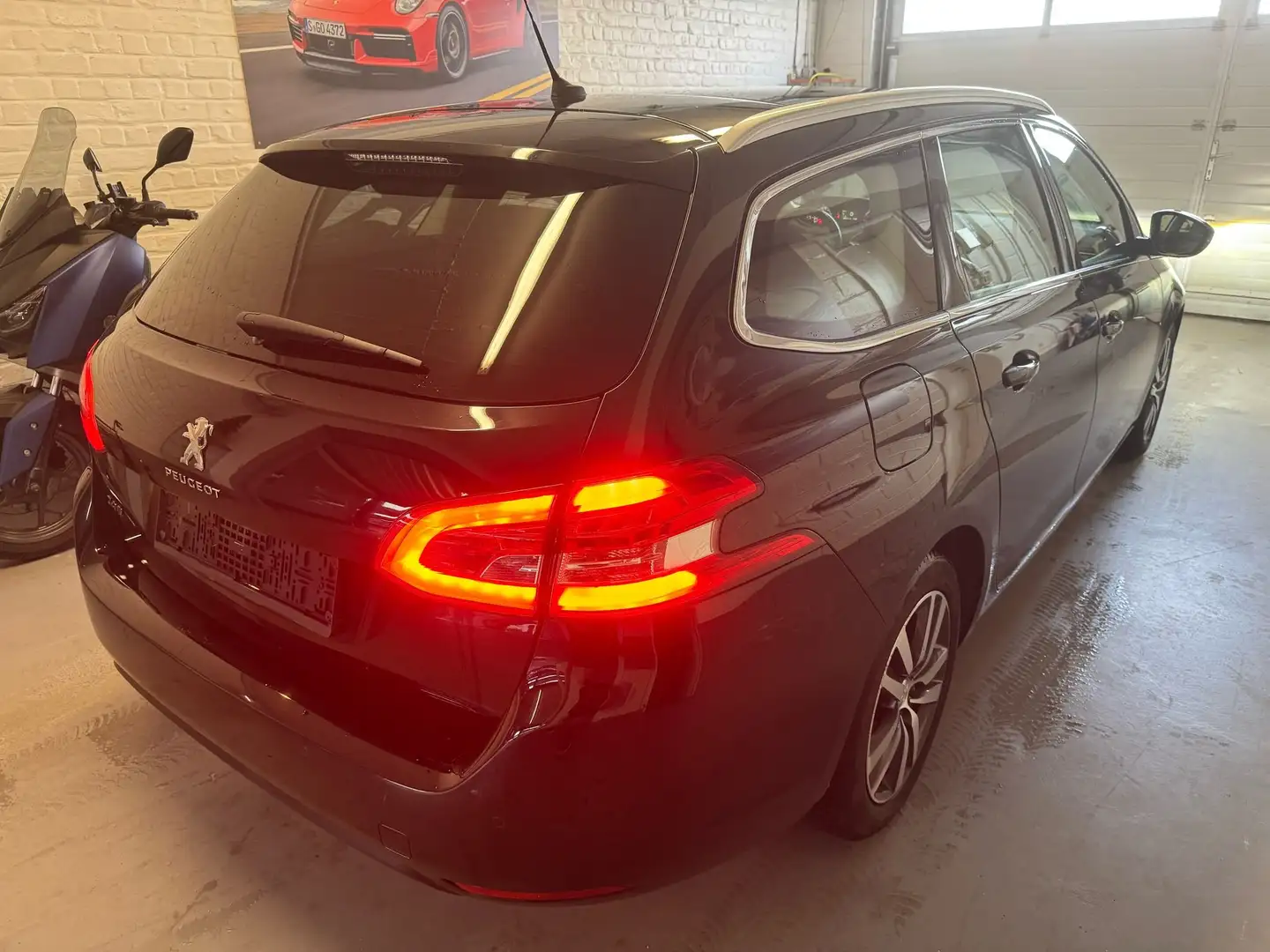 Peugeot 308 SW 1.5 BlueHDi Allure (EU6.2) Bleu - 2