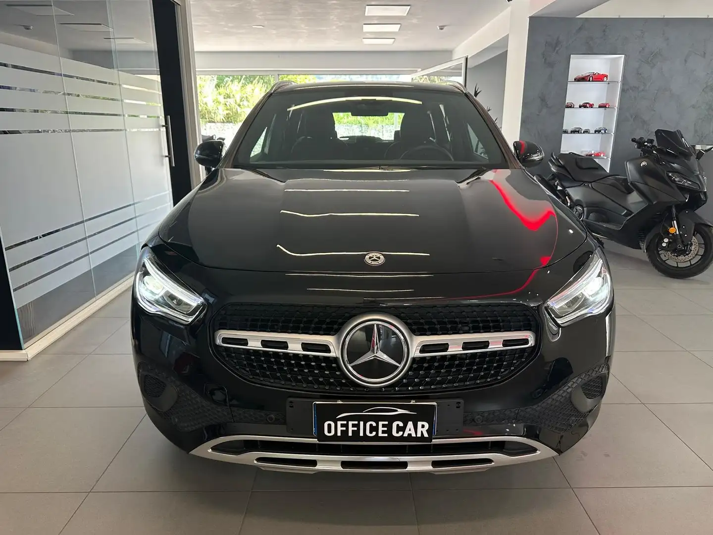 Mercedes-Benz GLA 180 d Sport Plus auto Nero - 2