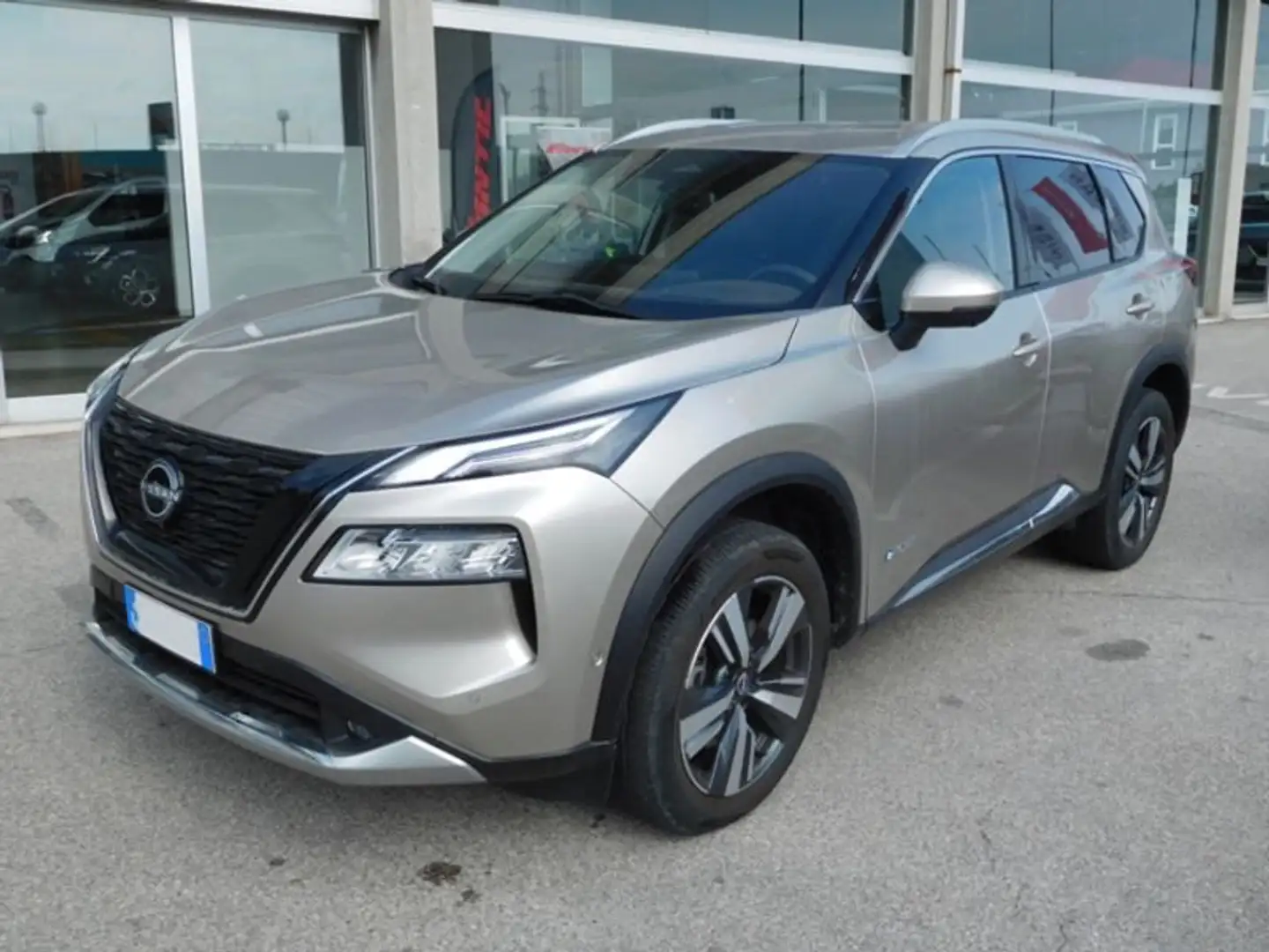 Nissan X-Trail e-Power e-4orce 4WD 7 posti Tekna Beige - 1