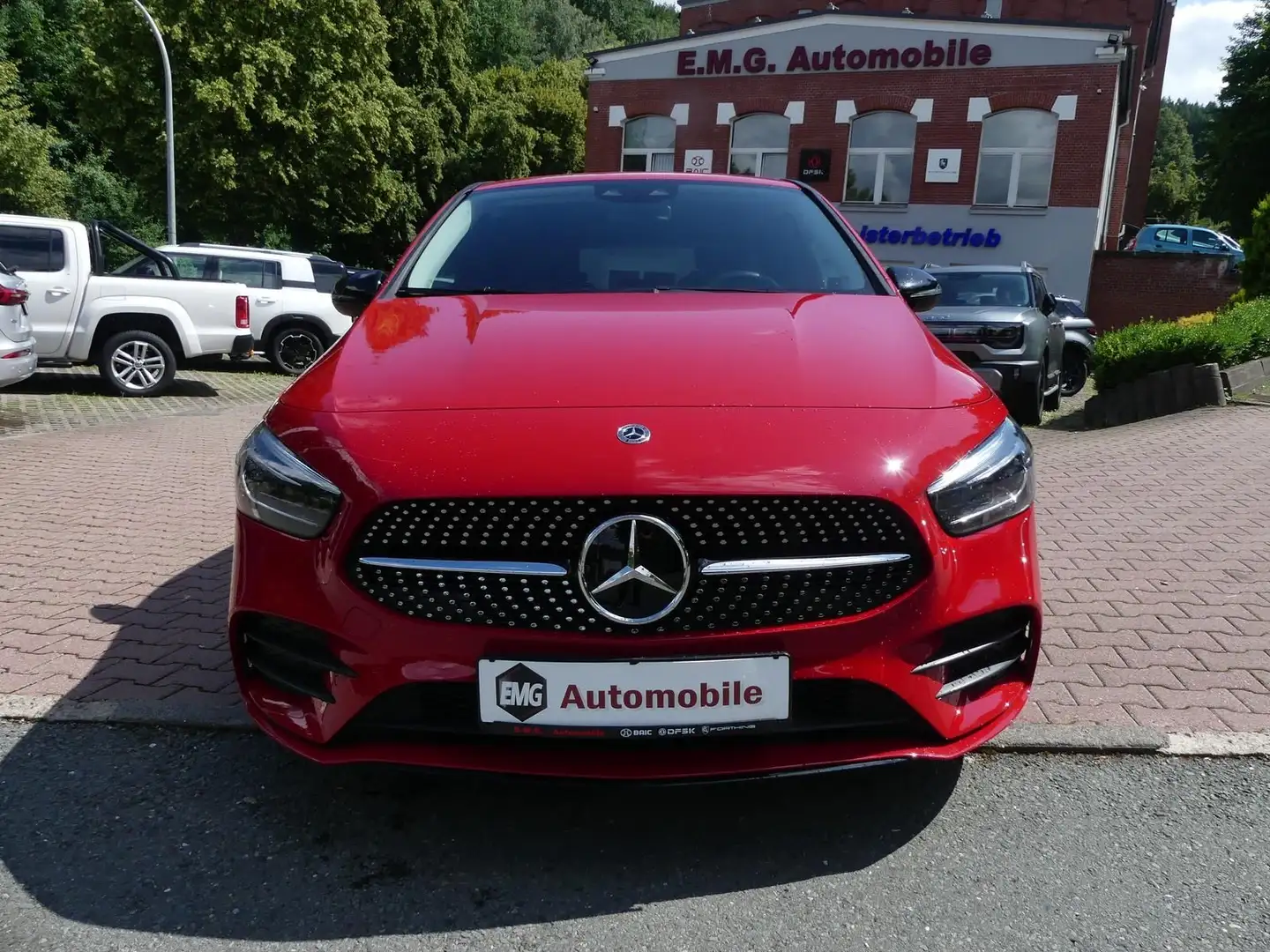 Mercedes-Benz B 220 B220*4-Matic*AMG-Line*SHZ*Kamera*ACC*DAB*Digital Rot - 2