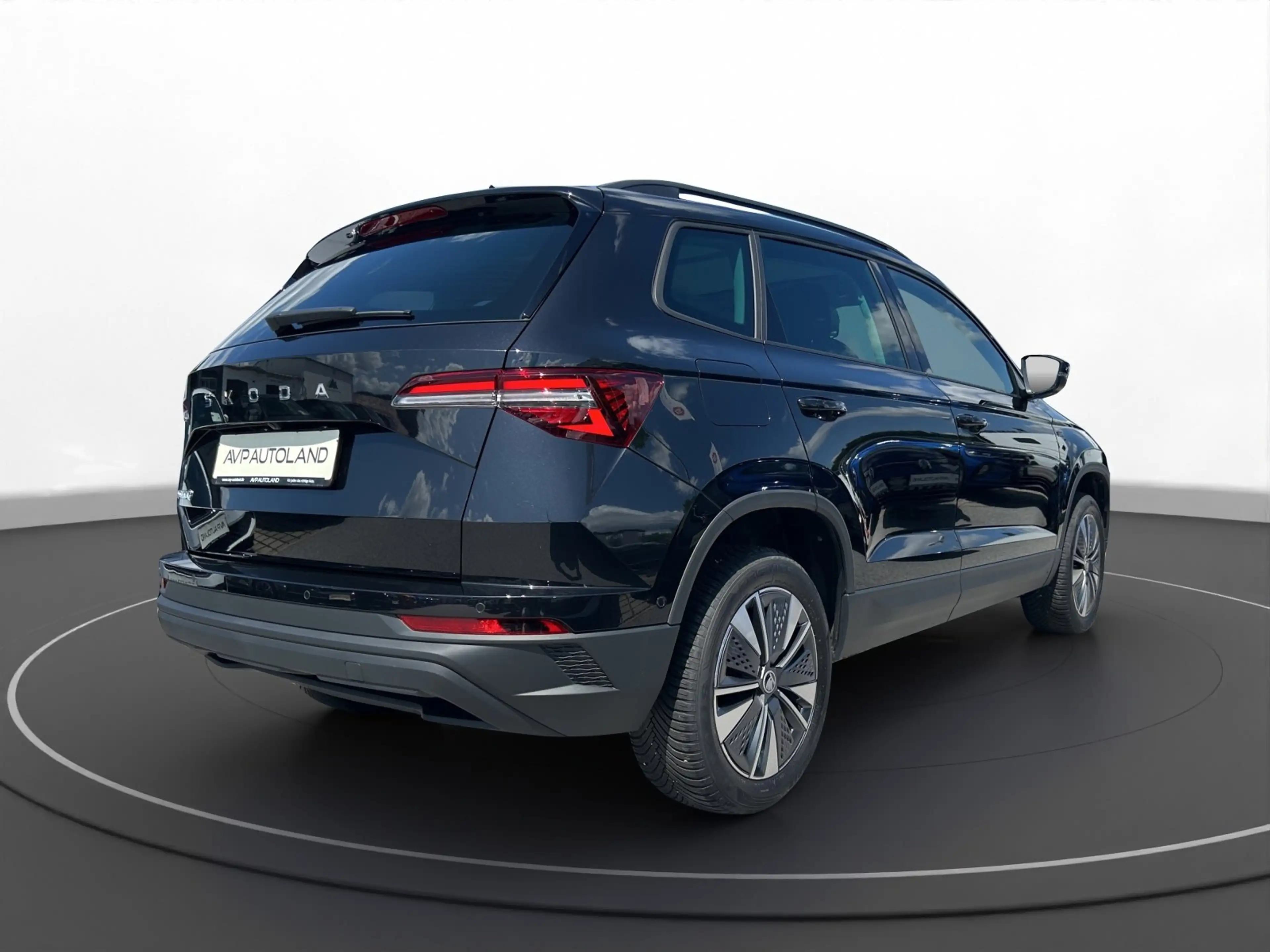 Skoda Karoq 1.5 TSI DSG TOUR | AHK | NAVI | PANO | LED — photo 5