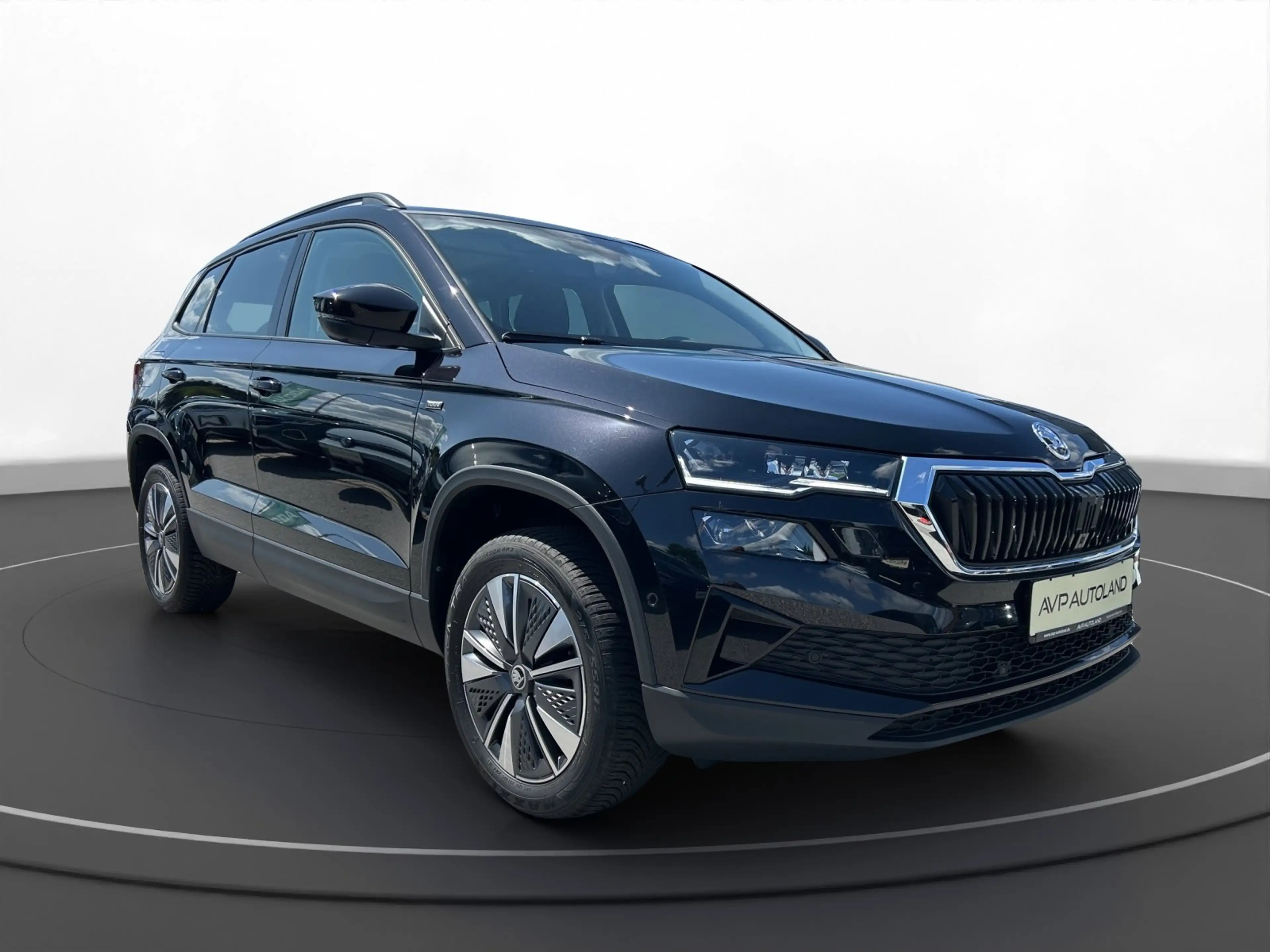 Skoda Karoq 1.5 TSI DSG TOUR | AHK | NAVI | PANO | LED — photo 4