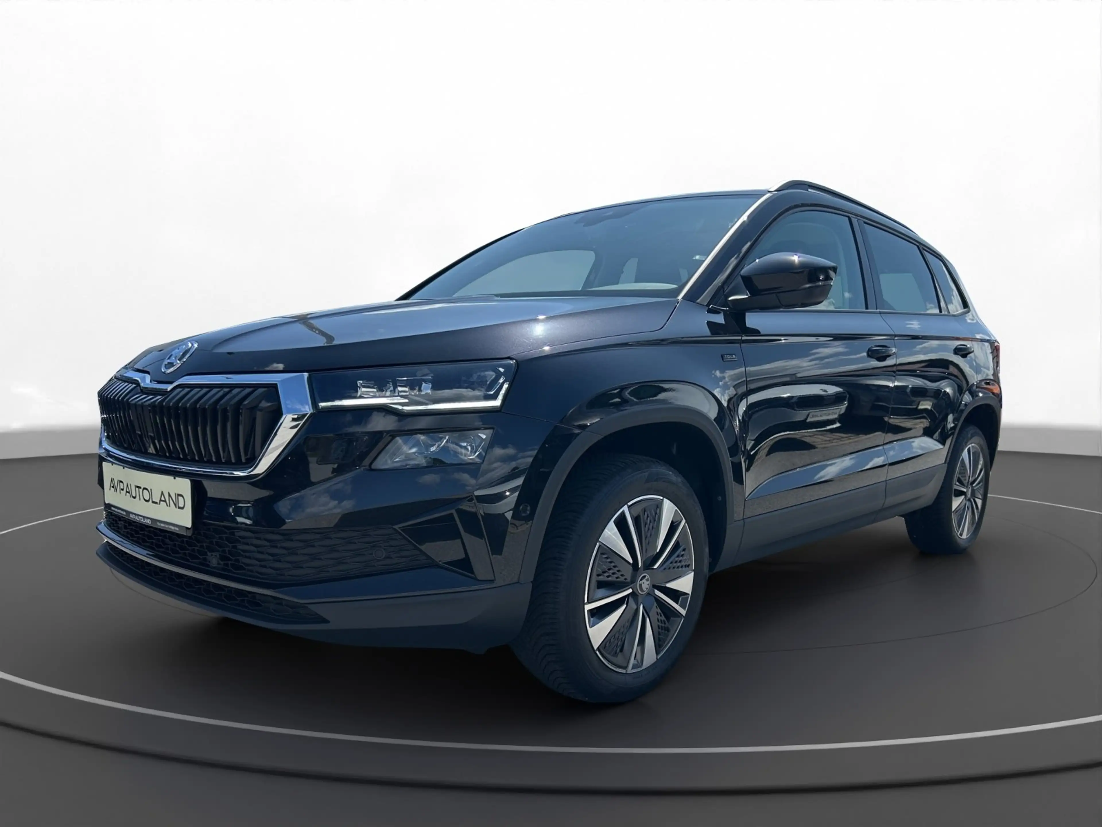 Skoda Karoq 1.5 TSI DSG TOUR | AHK | NAVI | PANO | LED — photo 2