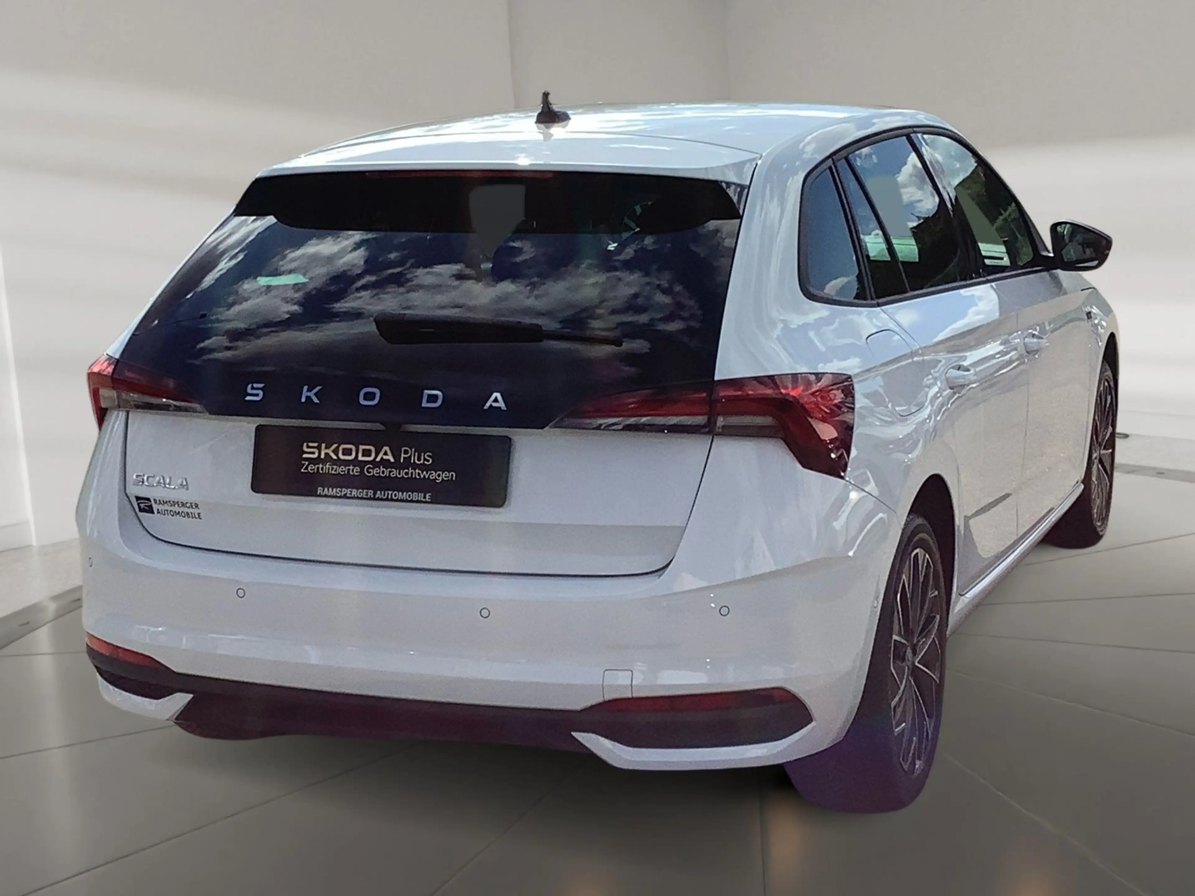 Skoda Scala 1.5 TSI DSG Tour AHK ACC Matrix Navi Kamer — photo 5