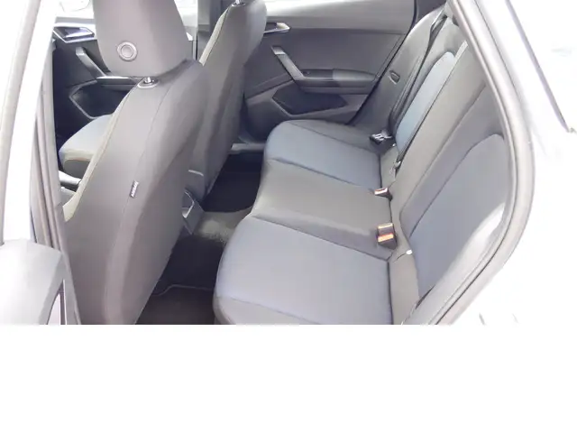 SEAT Arona view 12