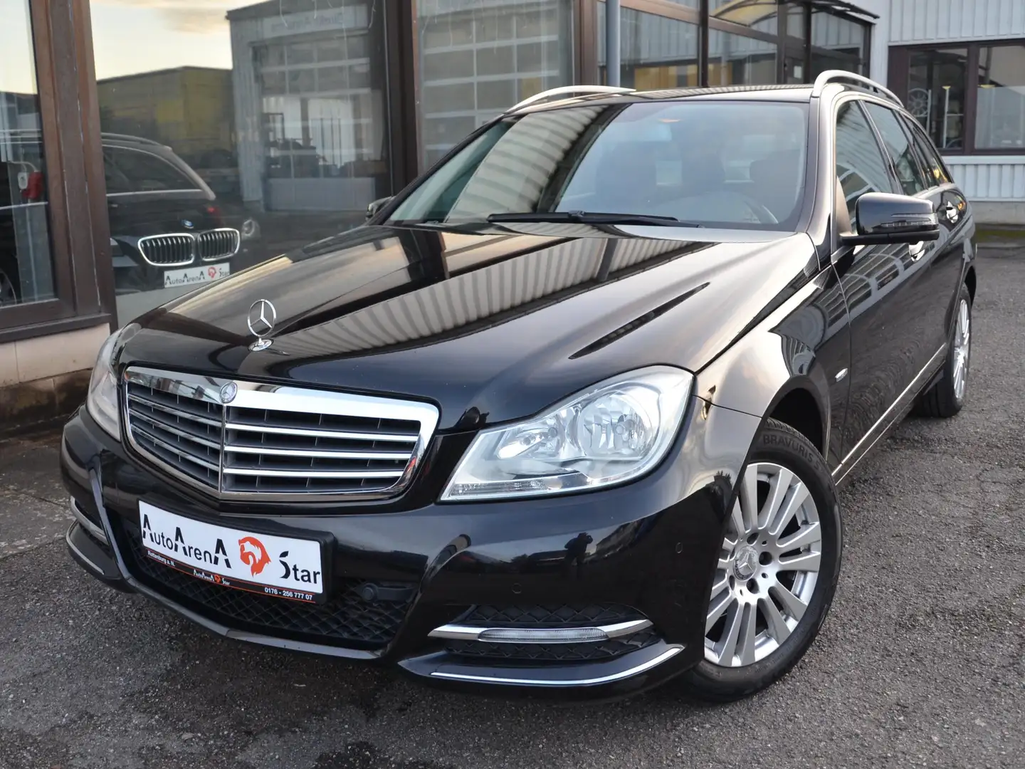 Mercedes-Benz C 180 C 180 T CGI BlueEfF,Alu,Klima,Navi,PDC,Shz,Tel,AHK Zwart - 1