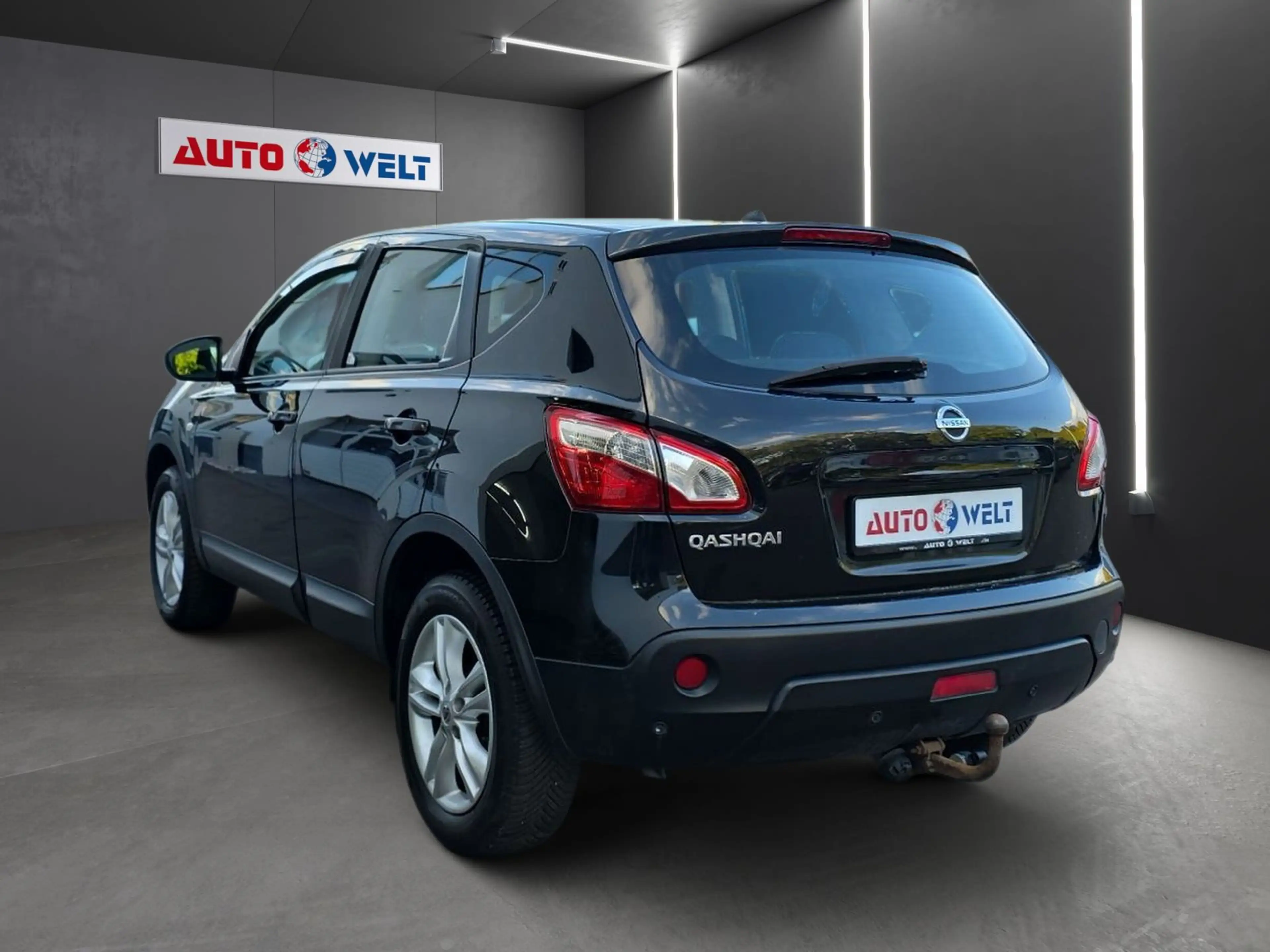 Nissan Qashqai 1.6 Acenta Tempomat PDC Klimaaut. USB — photo 5