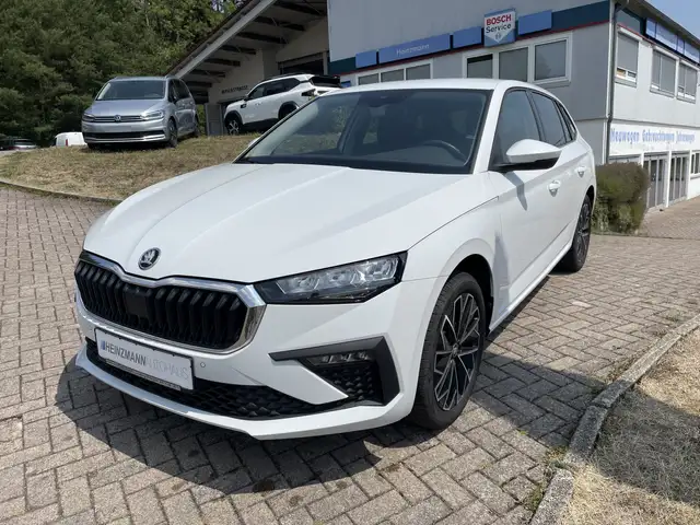 Skoda Scala Selection *Rückfahrkam. *Assist Drive Plus *Garantieverl.5J *AHK schwenkb. *17" Alu