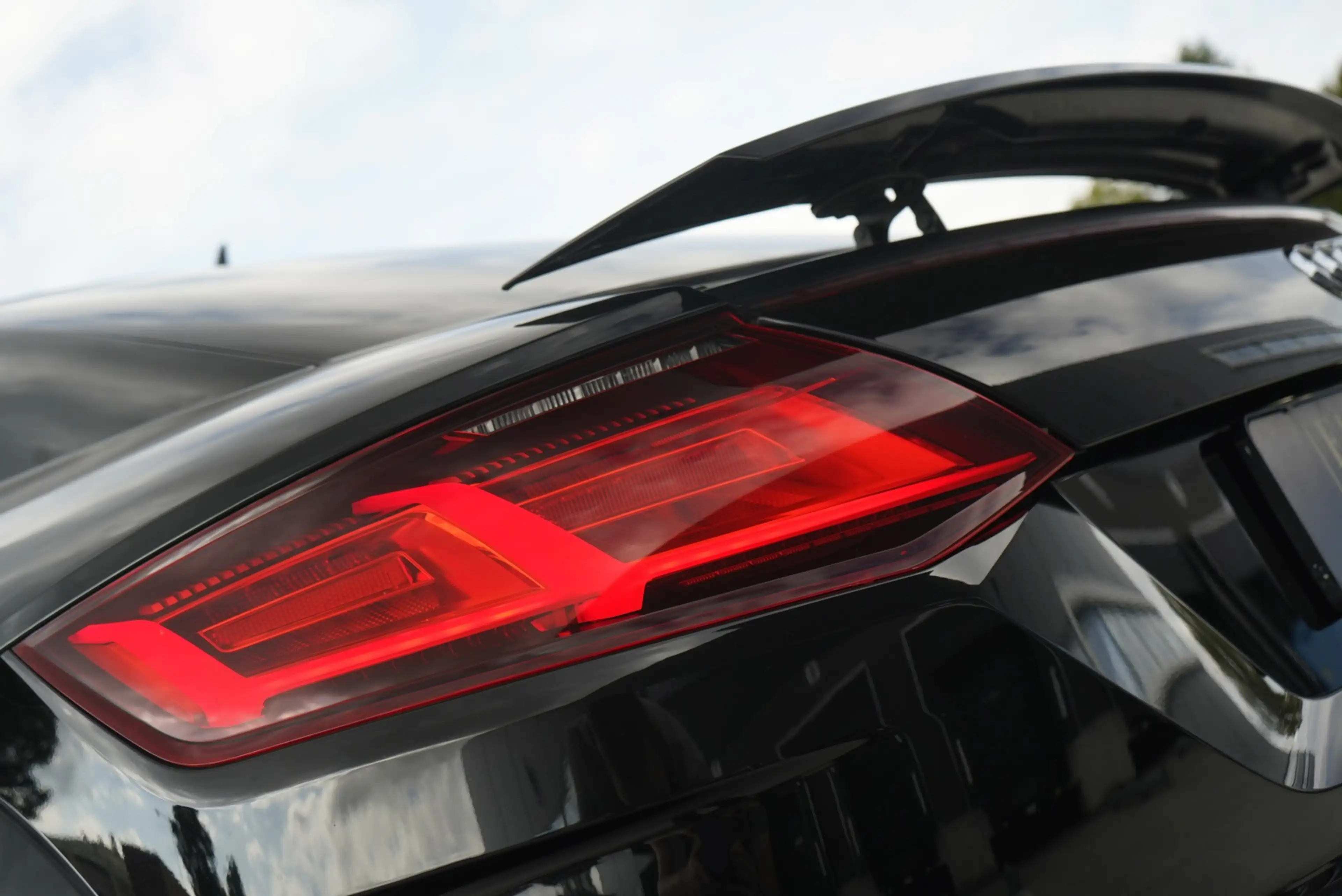 Audi TT 40 TFSI Pro Line S — photo 11