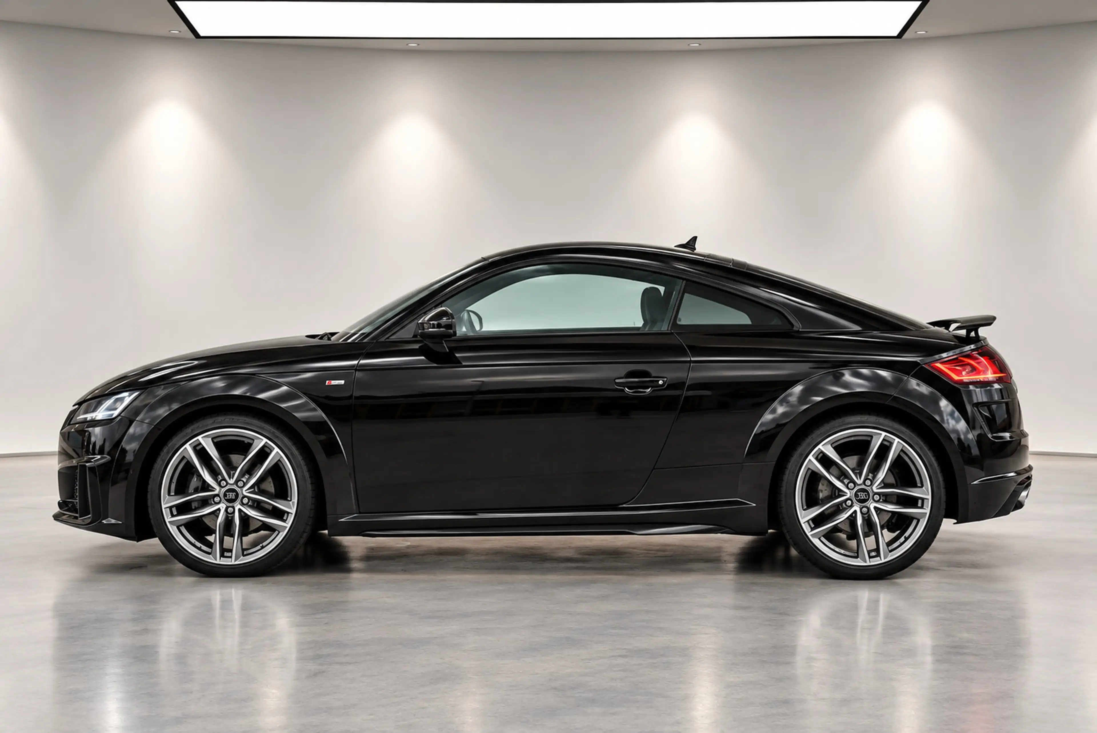 Audi TT 40 TFSI Pro Line S — photo 2