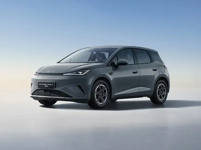 BYD Dolphin g dm-i 1.5 phev boost 212cv