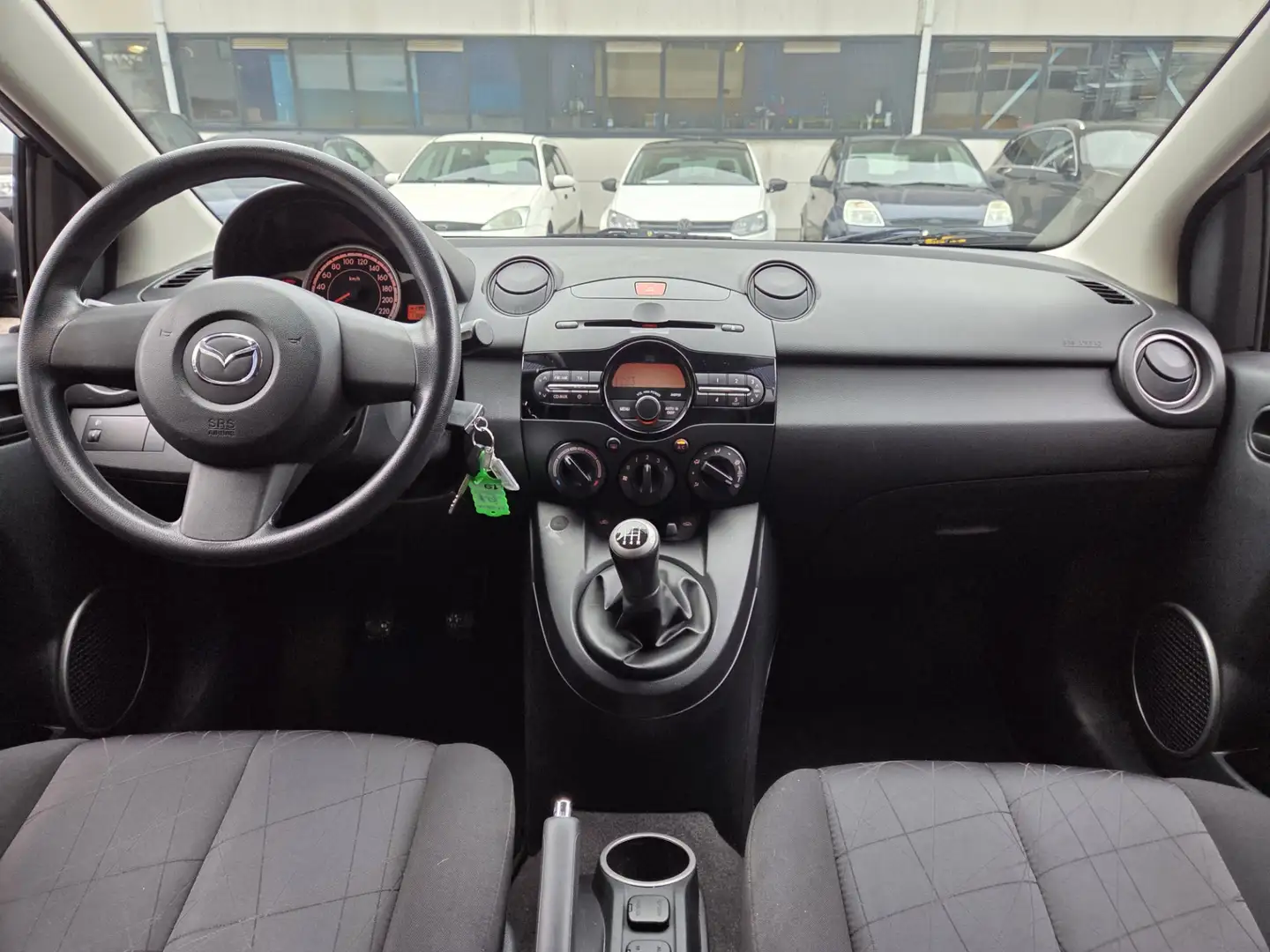 Mazda 2 1.3 Cool|Trekhaak|Airco|El.Ramen|APK|NAP|AUX Zwart - 2