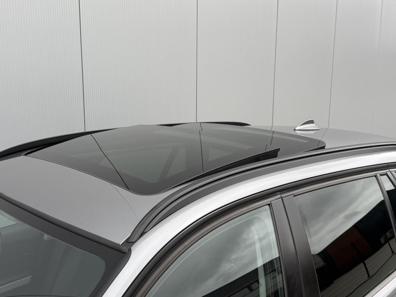 BMW 318 3-serie Touring 318i Luxury Line - Pano - Xenon - — photo 11