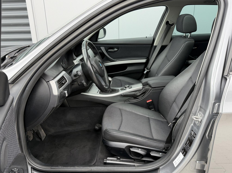 BMW 318 3-serie Touring 318i Luxury Line - Pano - Xenon - — photo 12