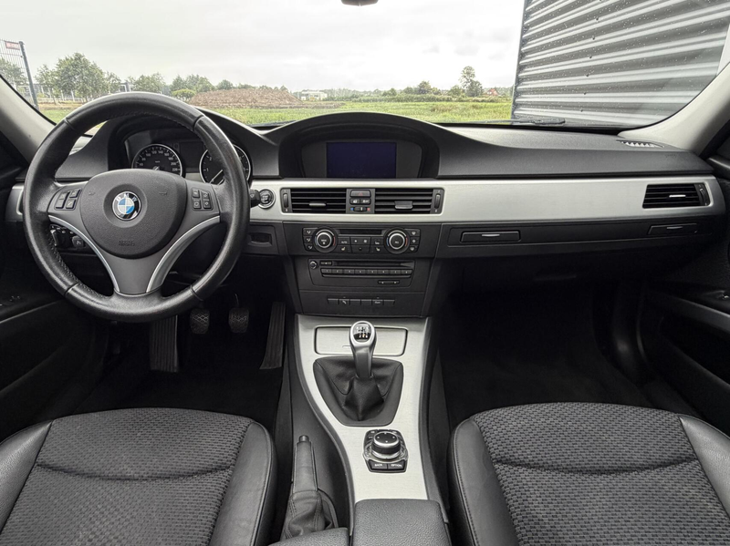 BMW 318 3-serie Touring 318i Luxury Line - Pano - Xenon - — photo 14