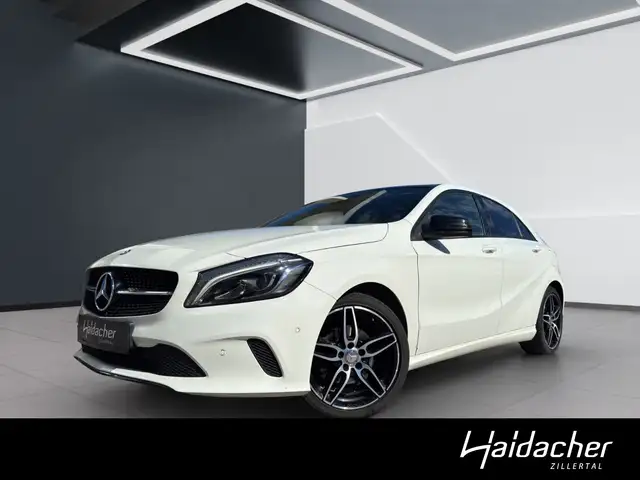 Mercedes-Benz A 220 d 4MATIC Urban PTS Shz LED Ambi Pano AHK