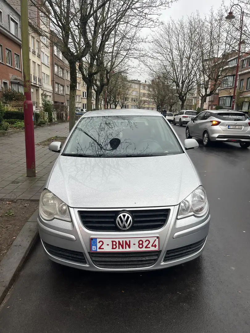 Volkswagen Polo 1.2i Trendline - 1