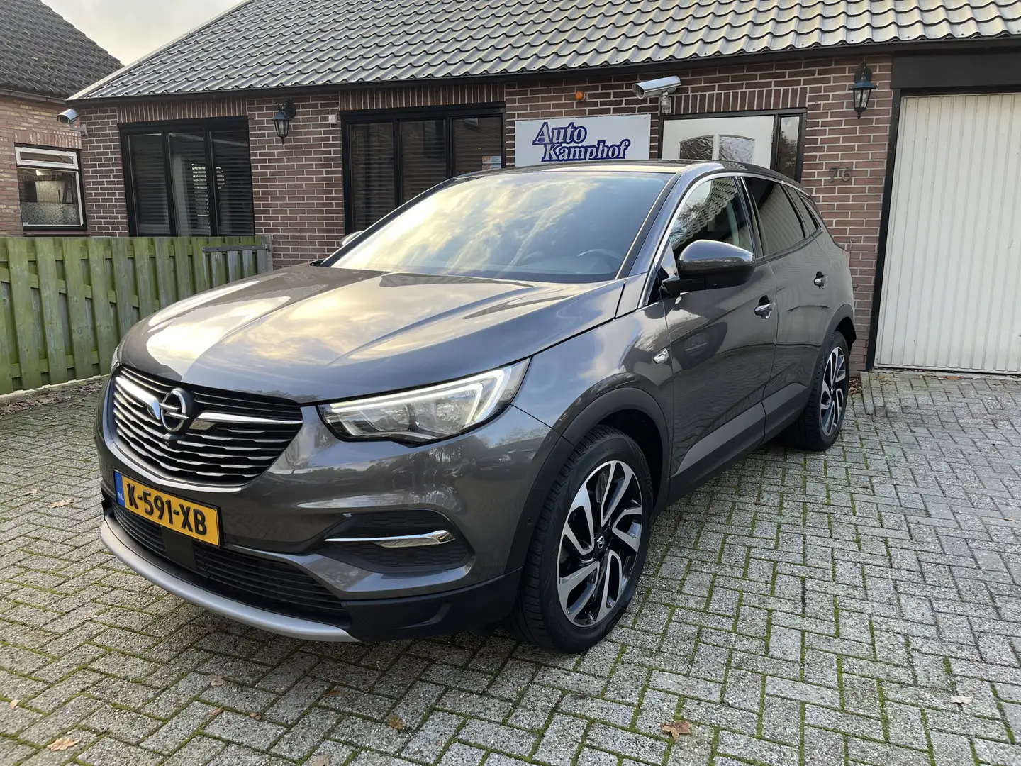 Opel Grandland X 1.2 Turbo Ultimate Trekhaak 19"Trekhaak Grau - 2