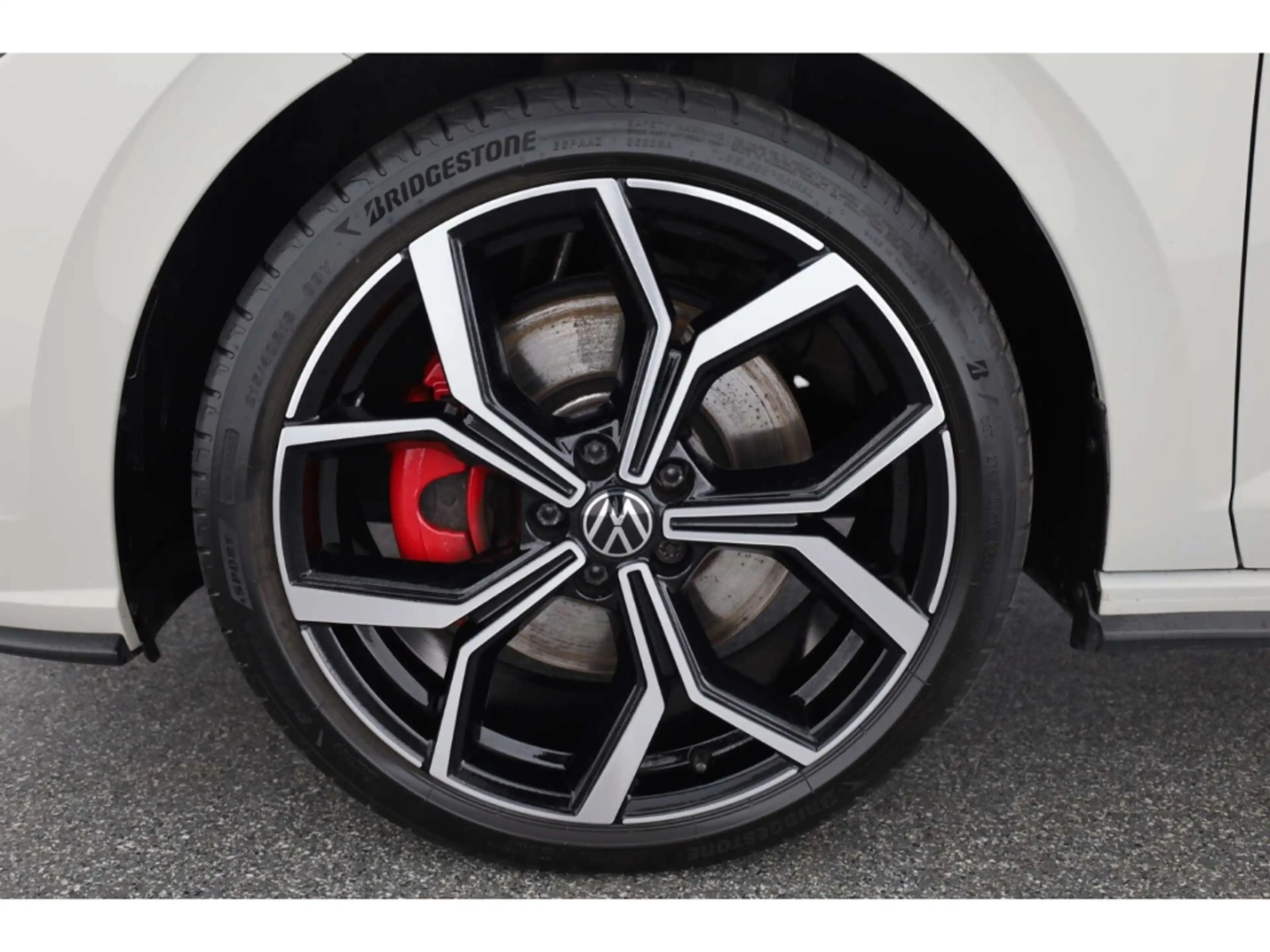 Volkswagen Polo GTI 2.0 TSI OPF — photo 9