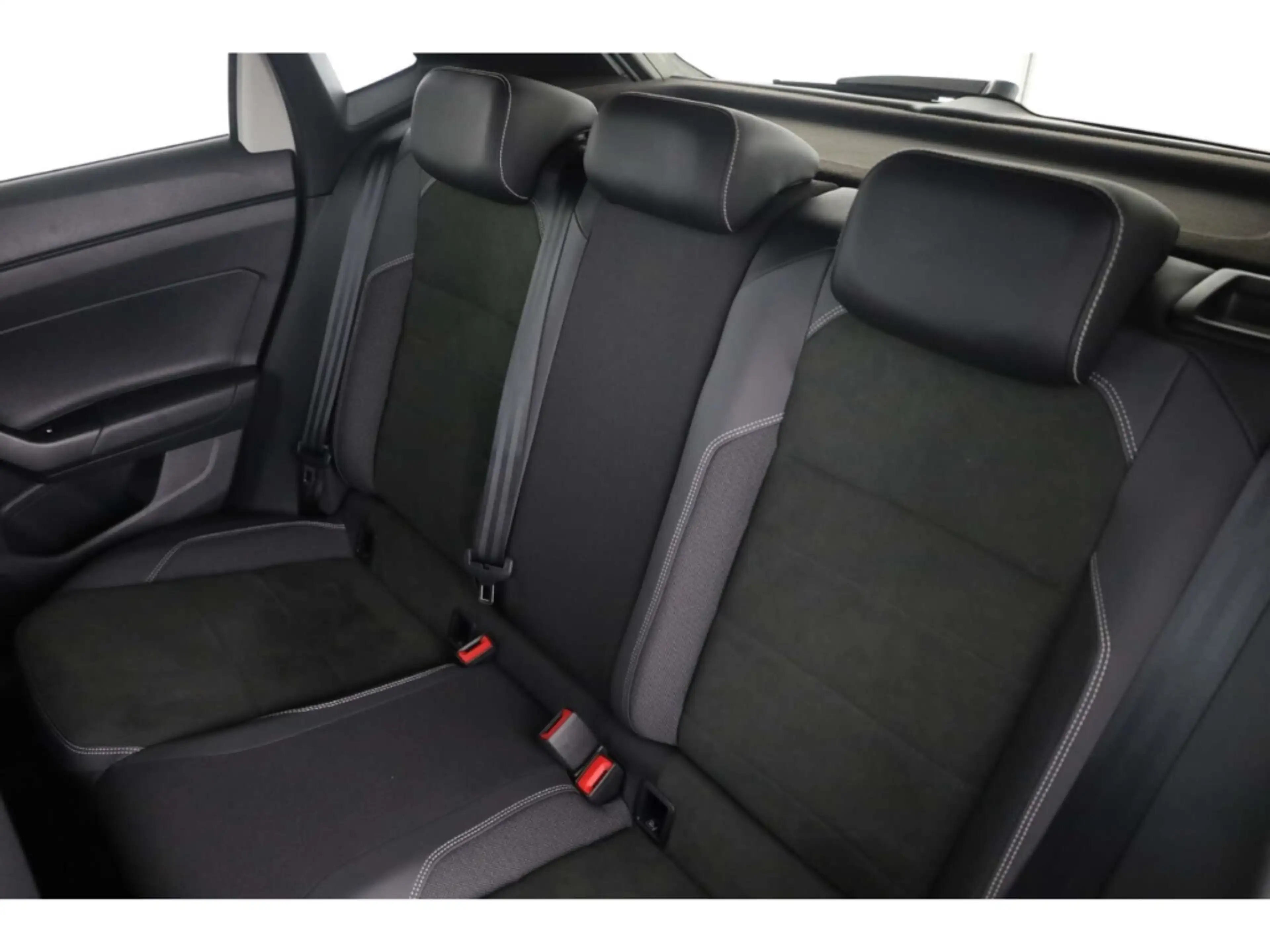 Volkswagen Polo GTI 2.0 TSI OPF — photo 13