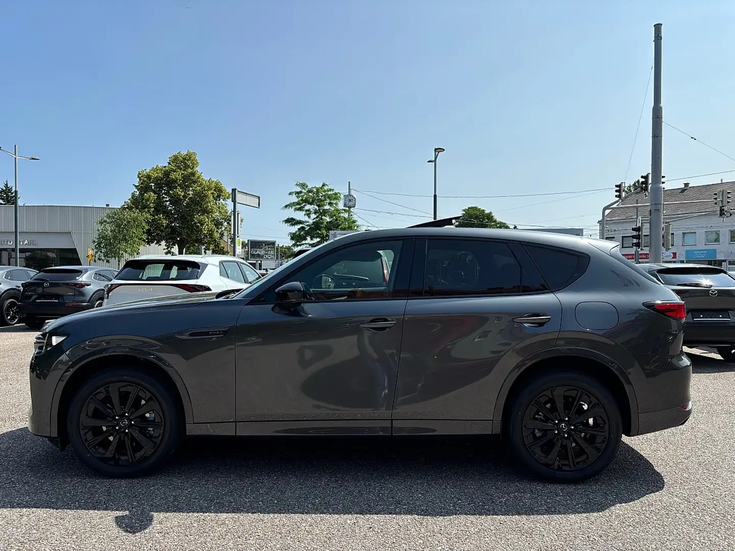 Mazda CX-60 2.5L e-SKYACTIV PHEV AWD HOMURA PLUS Aut. AUTO ... Grau - 2