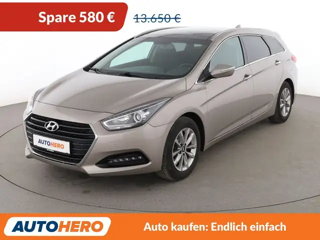 Hyundai i40 2.0 GDI Trend *NAVI*CAM*TEMPO*SHZ*ALU*AHK*