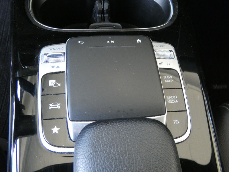Mercedes-Benz A 180 DCT Edition19 WIDE LED Navi Ambiente 18" — photo 19