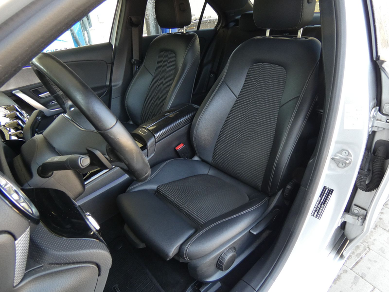 Mercedes-Benz A 180 DCT Edition19 WIDE LED Navi Ambiente 18" — photo 7