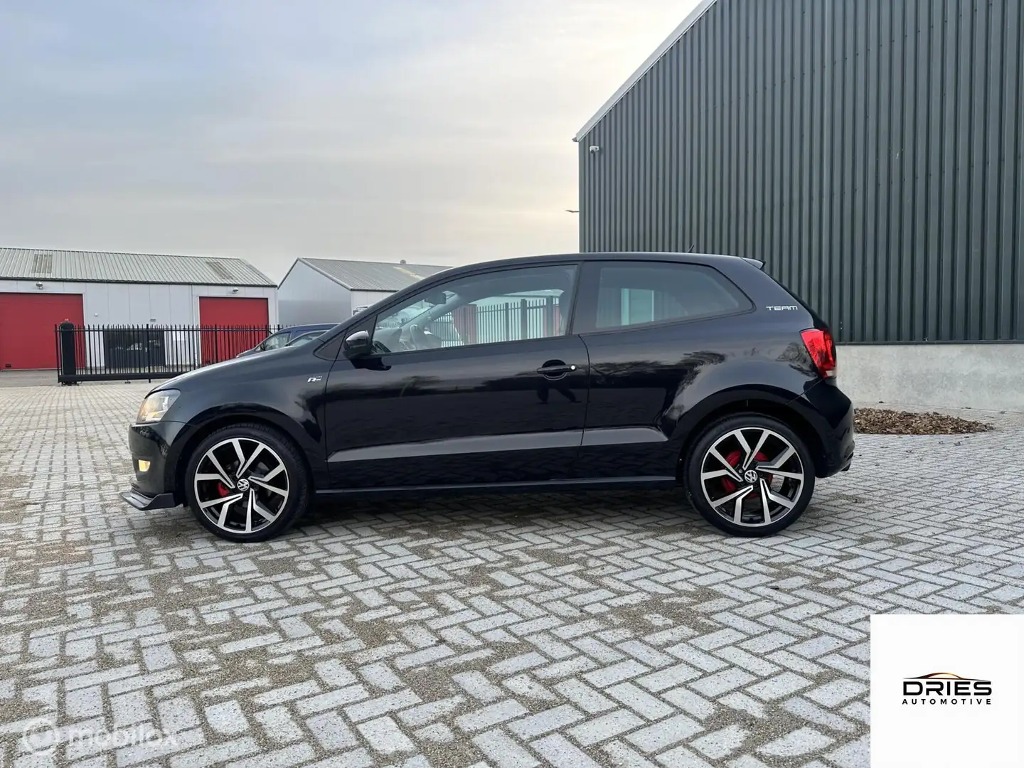 Volkswagen Polo 1.4-16V Team l Stoelverwarming l CarPlay l Zwart - 2