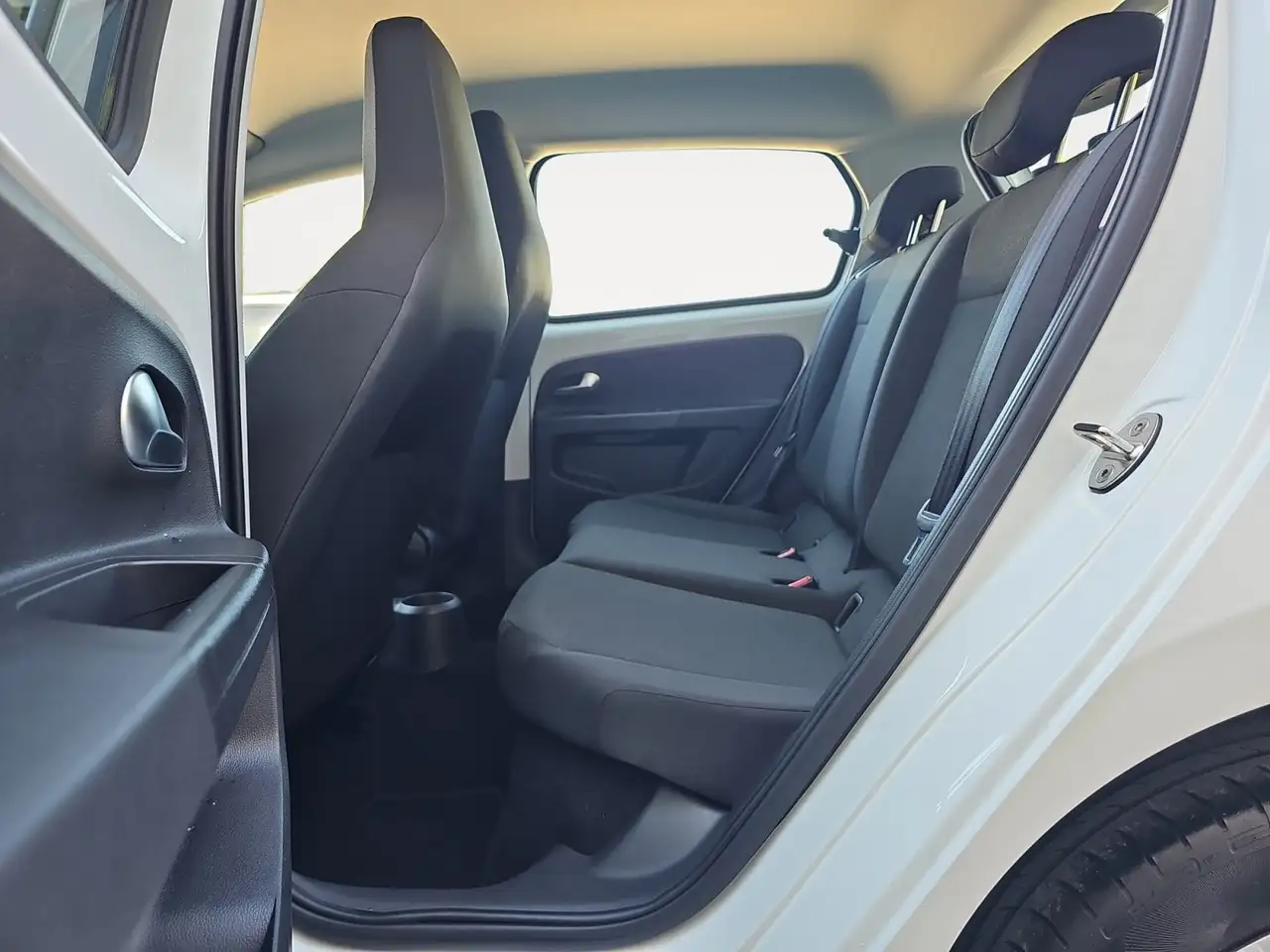 Volkswagen Up 1.0 Facelift Kam. KlimaA PDC SHZ Winterp., миниатюра 9