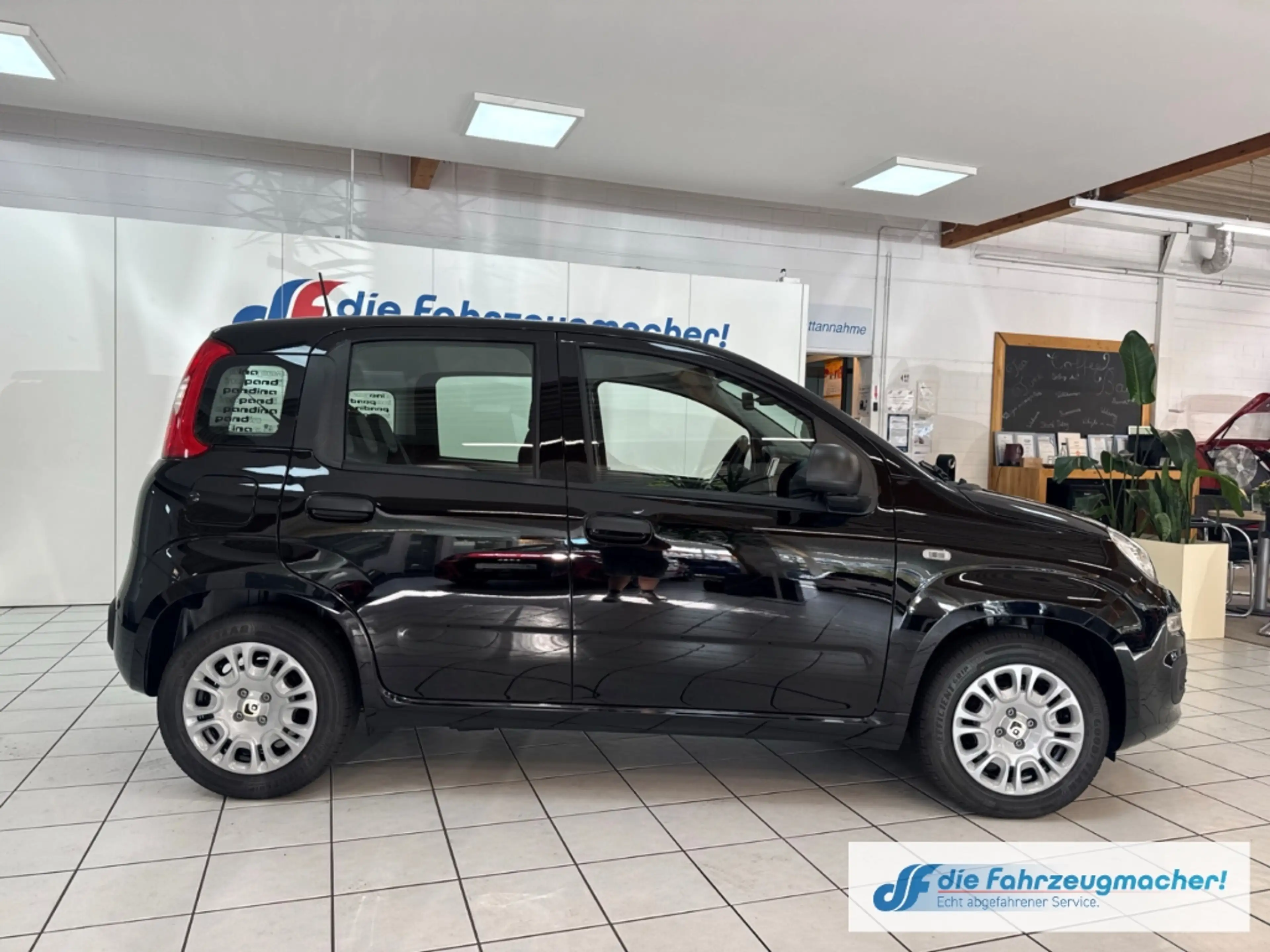 Fiat New Panda Hybrid Tempomat Icon Digitales Cockpit DAB Spurhal — photo 6