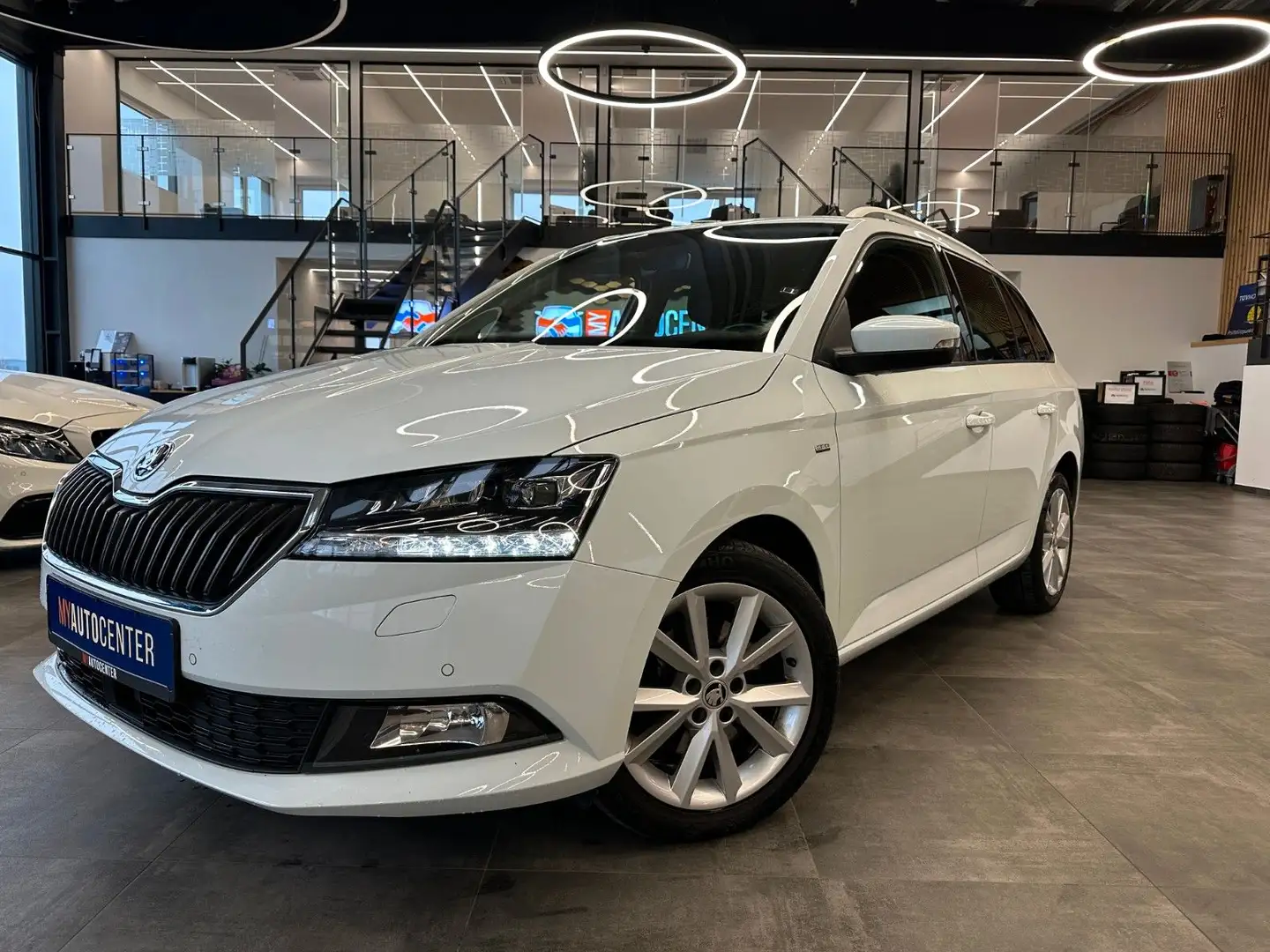 Skoda Fabia Combi Clever*AppConnect*ACC*LED*Klima*Navi Bílá - 1