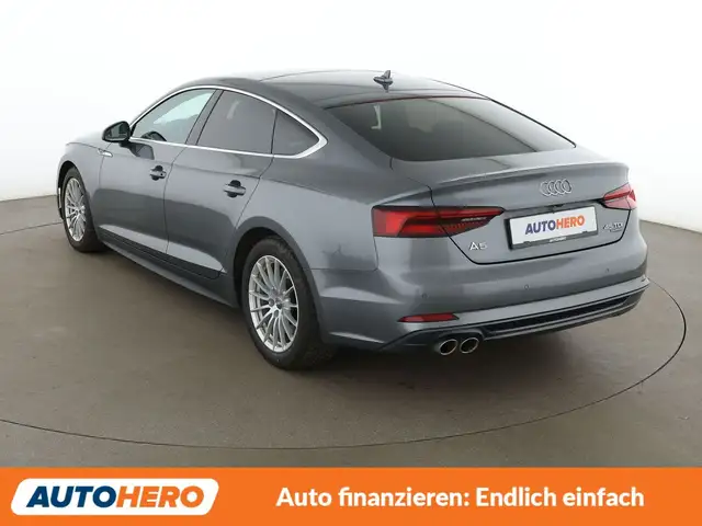 Audi A5 view 4