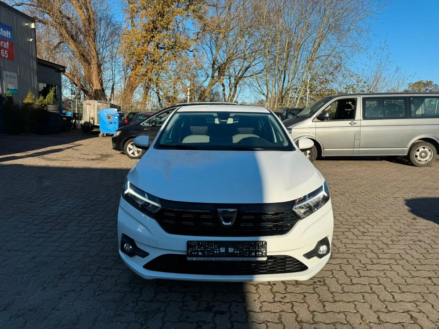 Dacia Sandero III AHK°KLIMA°NAVI°TEMPOM°MFLR°8xBEREIFT Weiß - 2